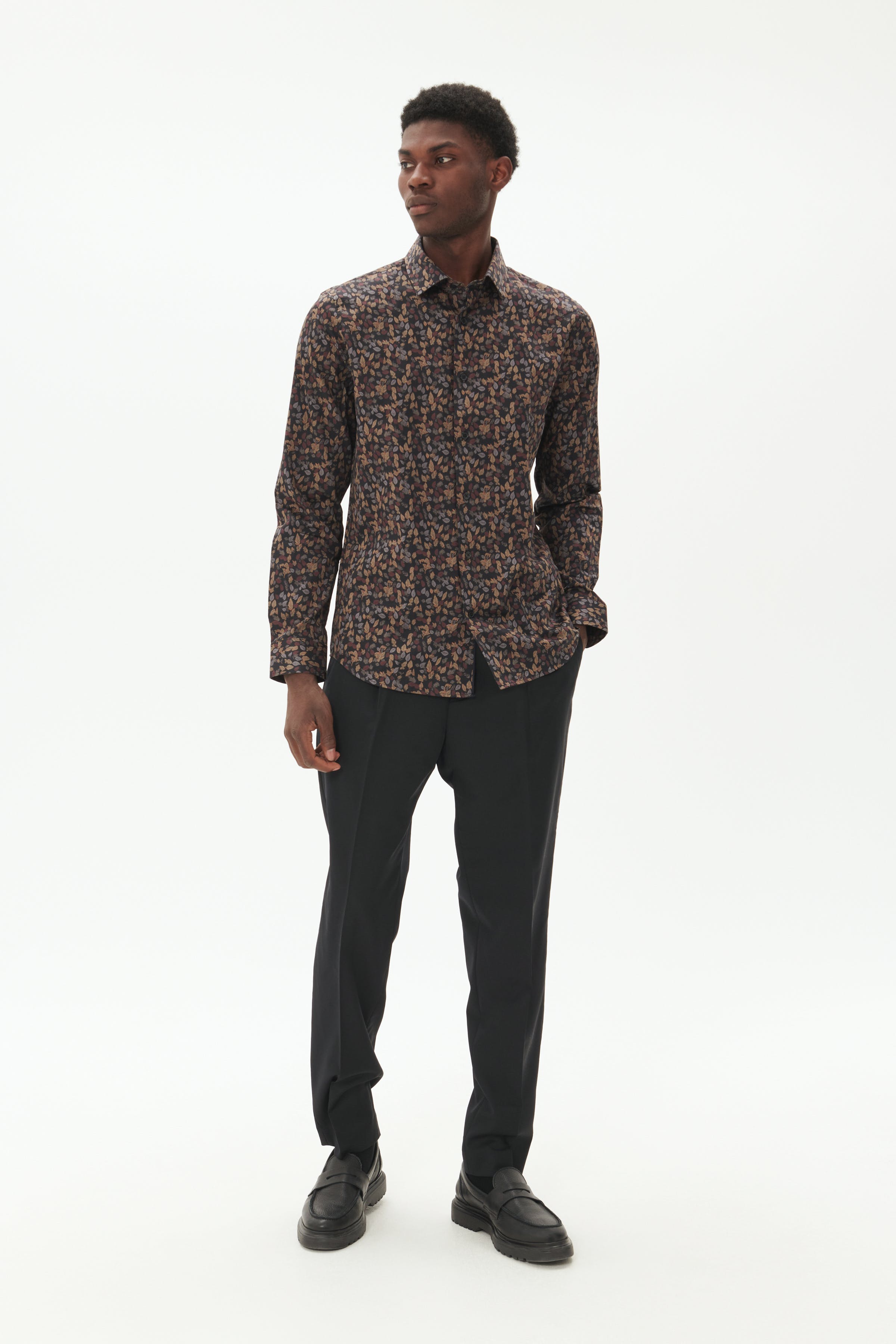 MAtrostol Skjorte LOOKBOOK FRONT 30207684-191317
