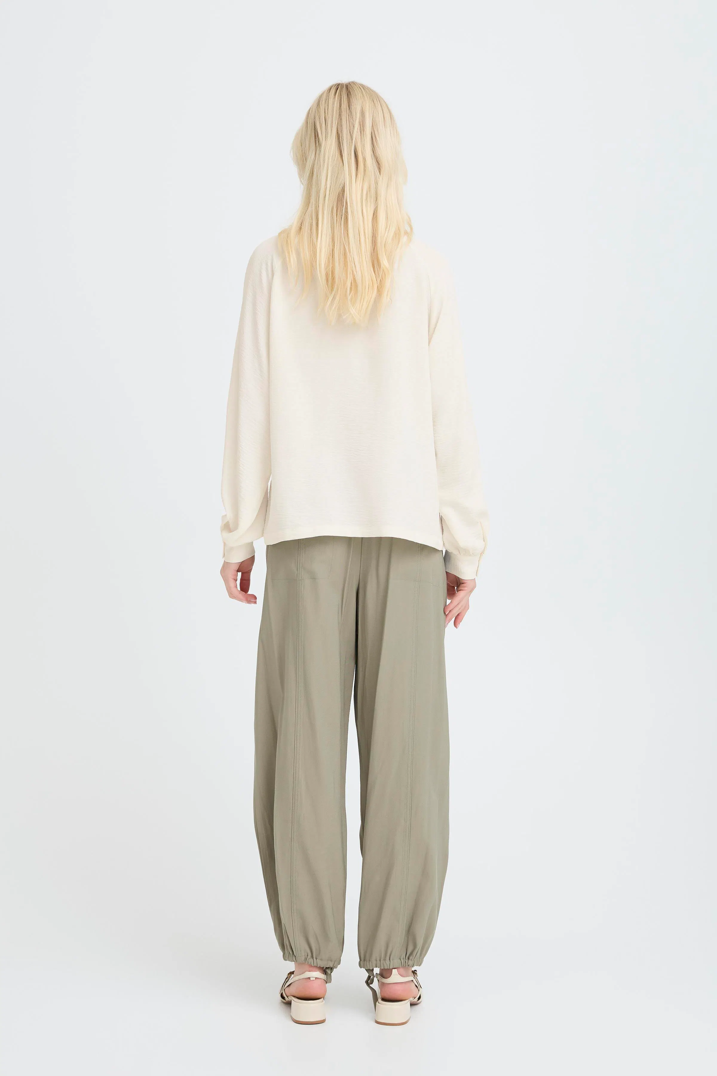 BYILIRIDA Bluse LOOKBOOK BACK 20818504-130905