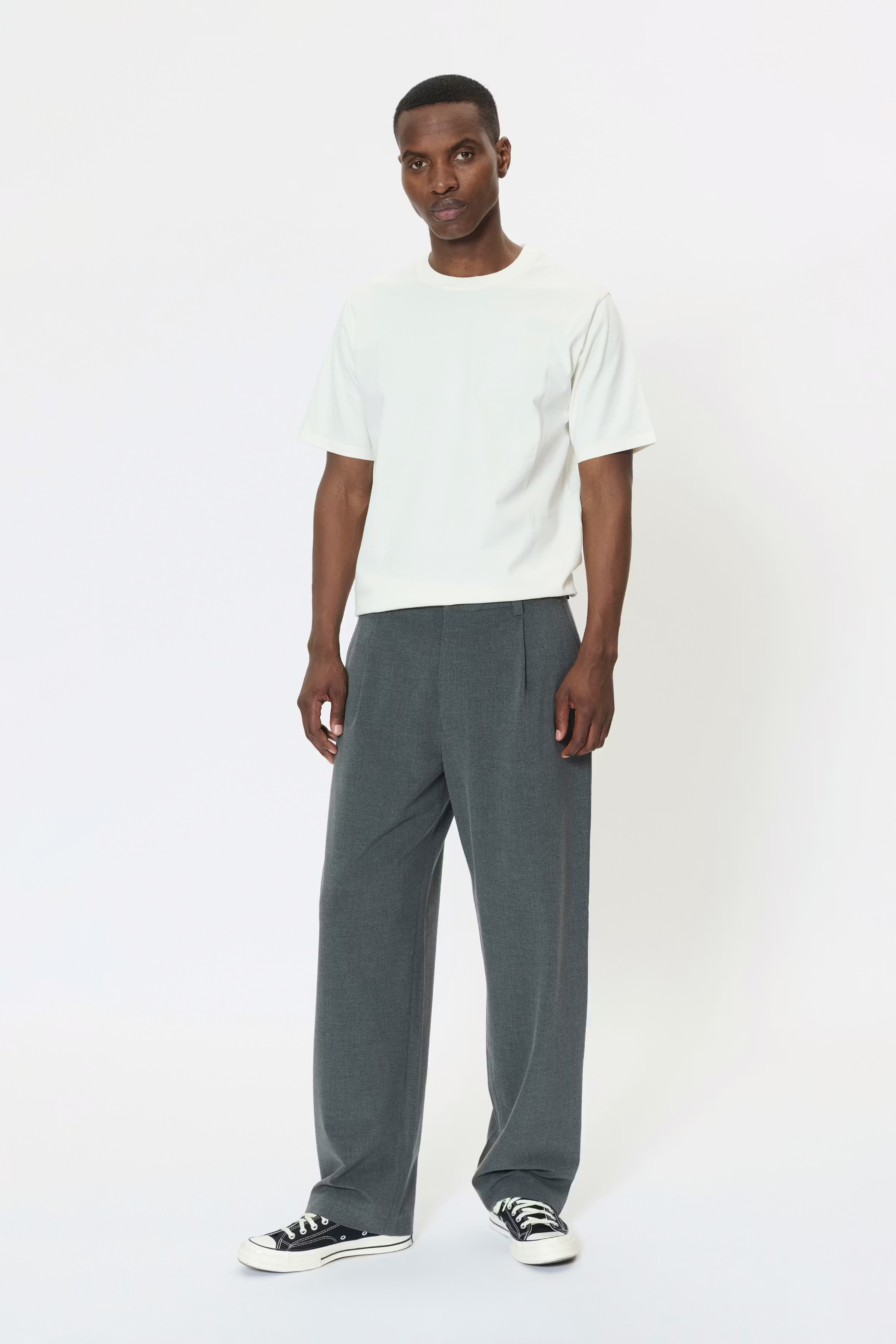 MAChino Hose LOOKBOOK FRONT 30209212-300271