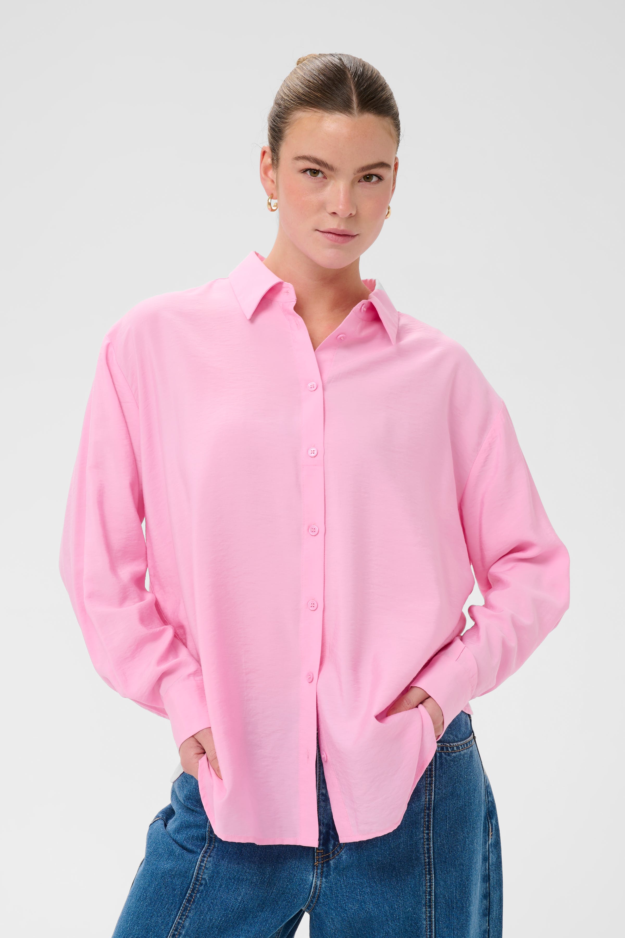 KAneema Shirt LOOKBOOK FRONT 10511443-152218