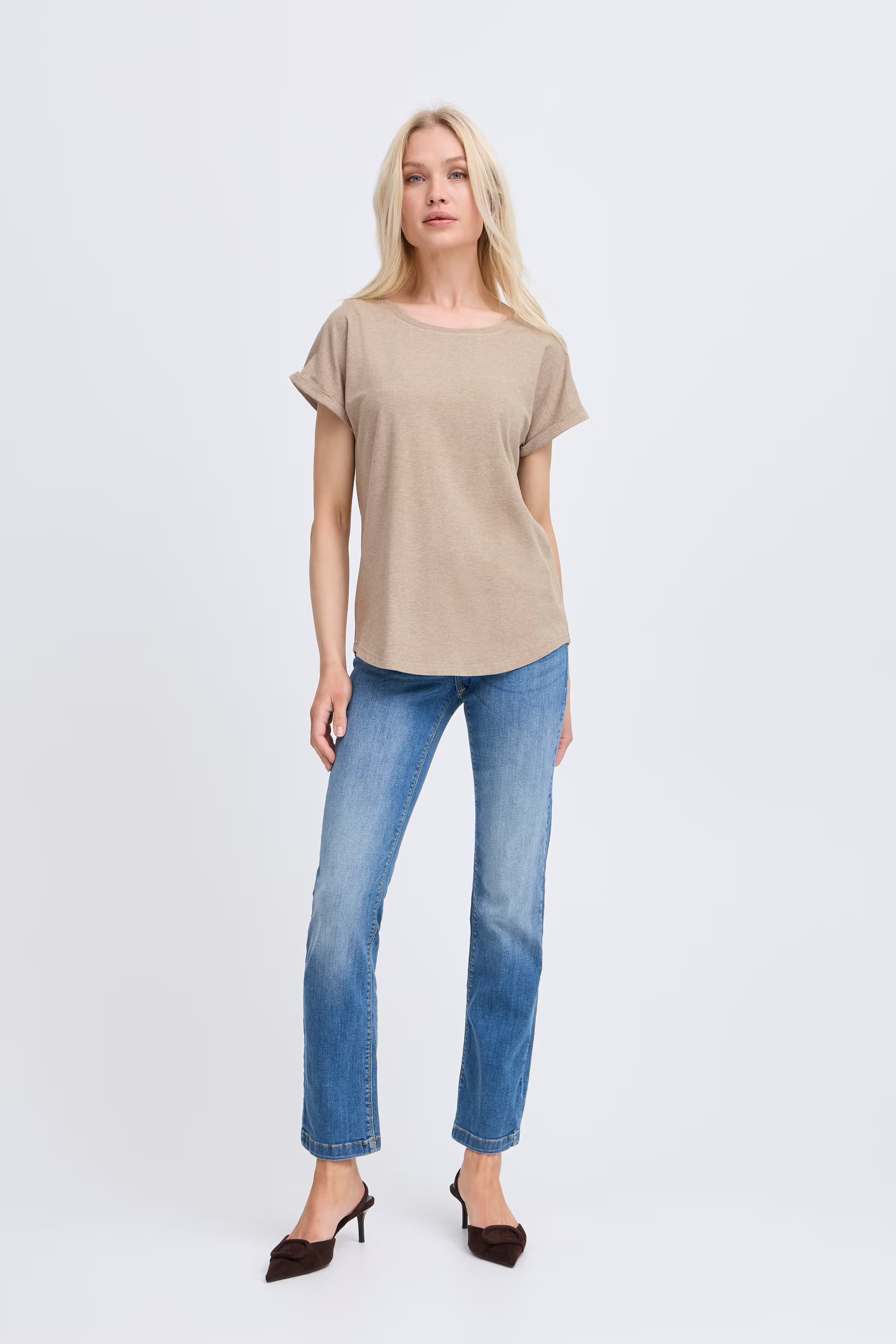 BYPamila T-shirt LOOKBOOK FRONT 20804205-1711091