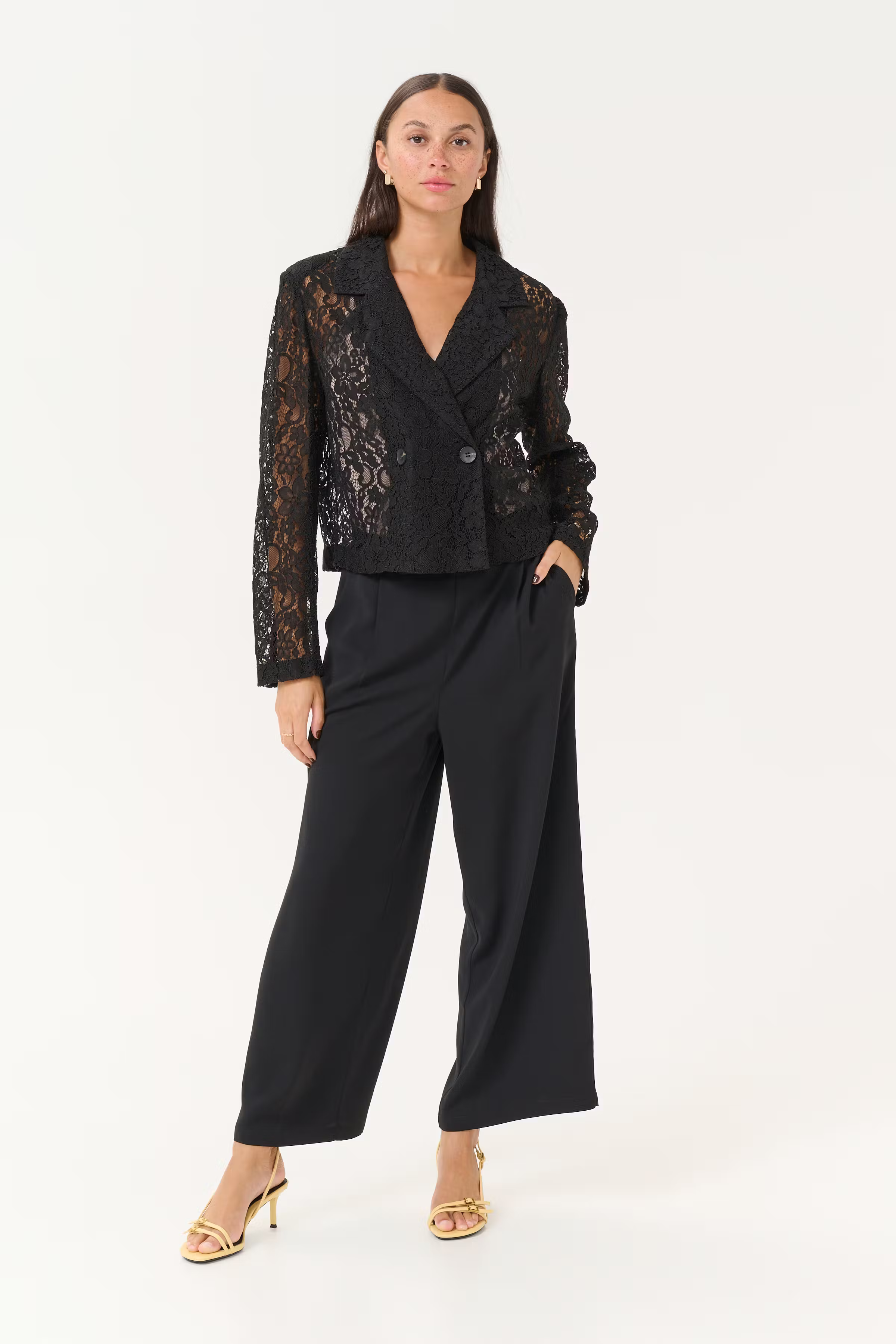 KAlora Blazer LOOKBOOK FRONT 10509950-100121