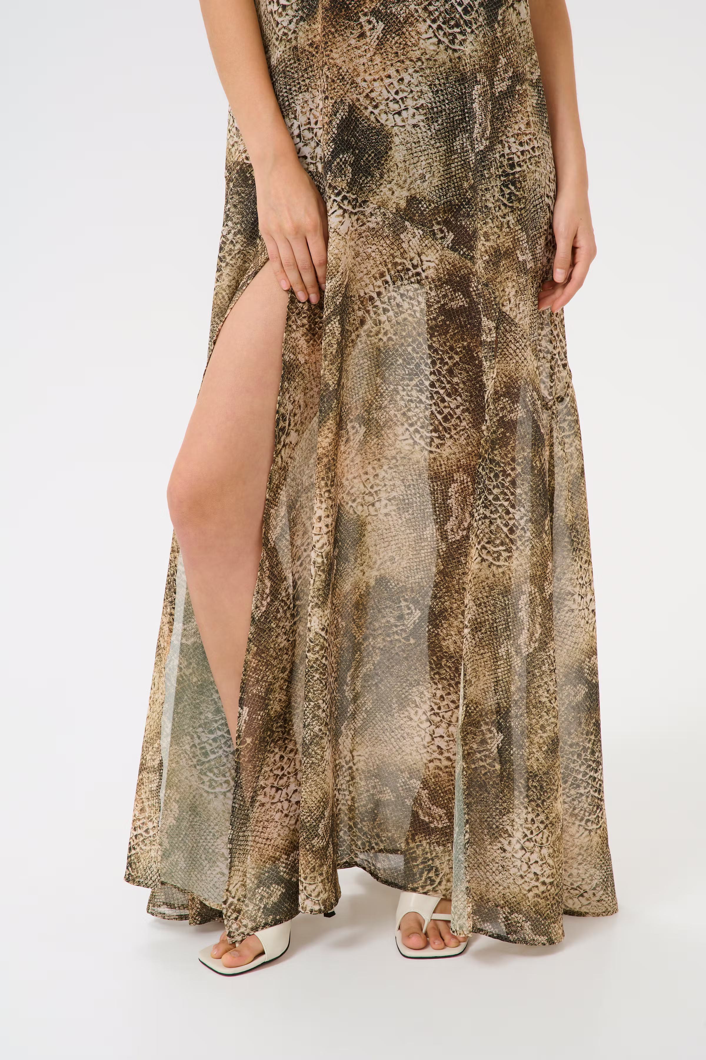 GZsanka Dress LOOKBOOK FRONT 10910234-107549