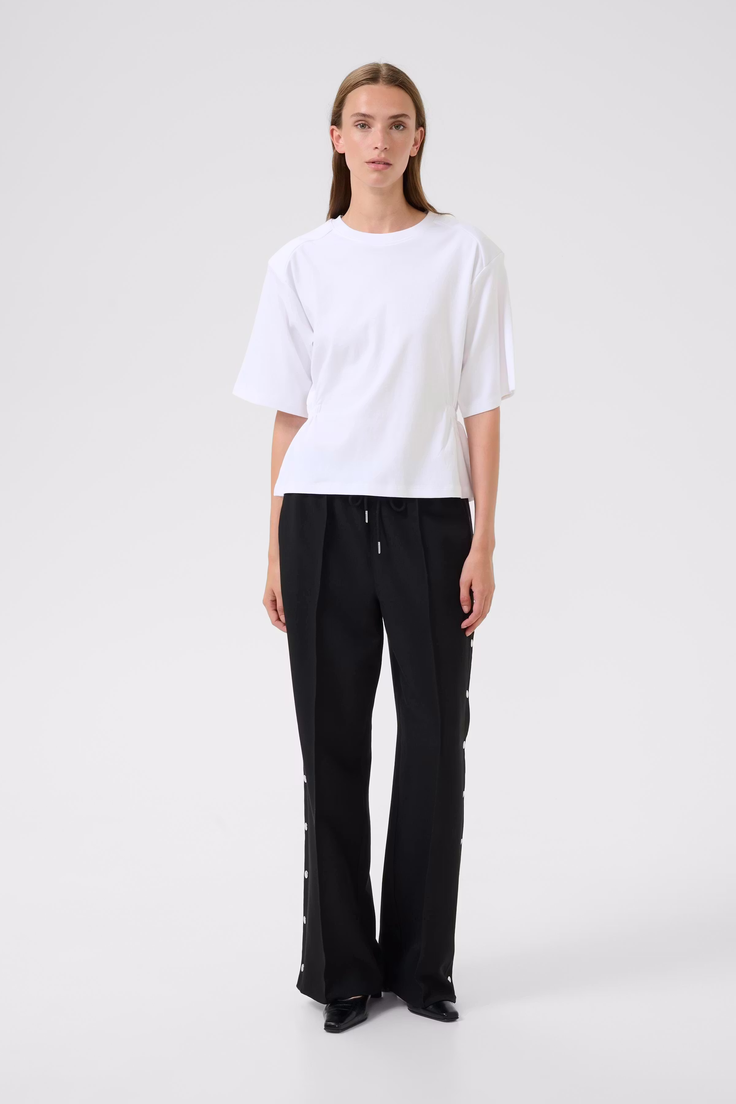 KBCole T-shirt LOOKBOOK FRONT 10105705-110601