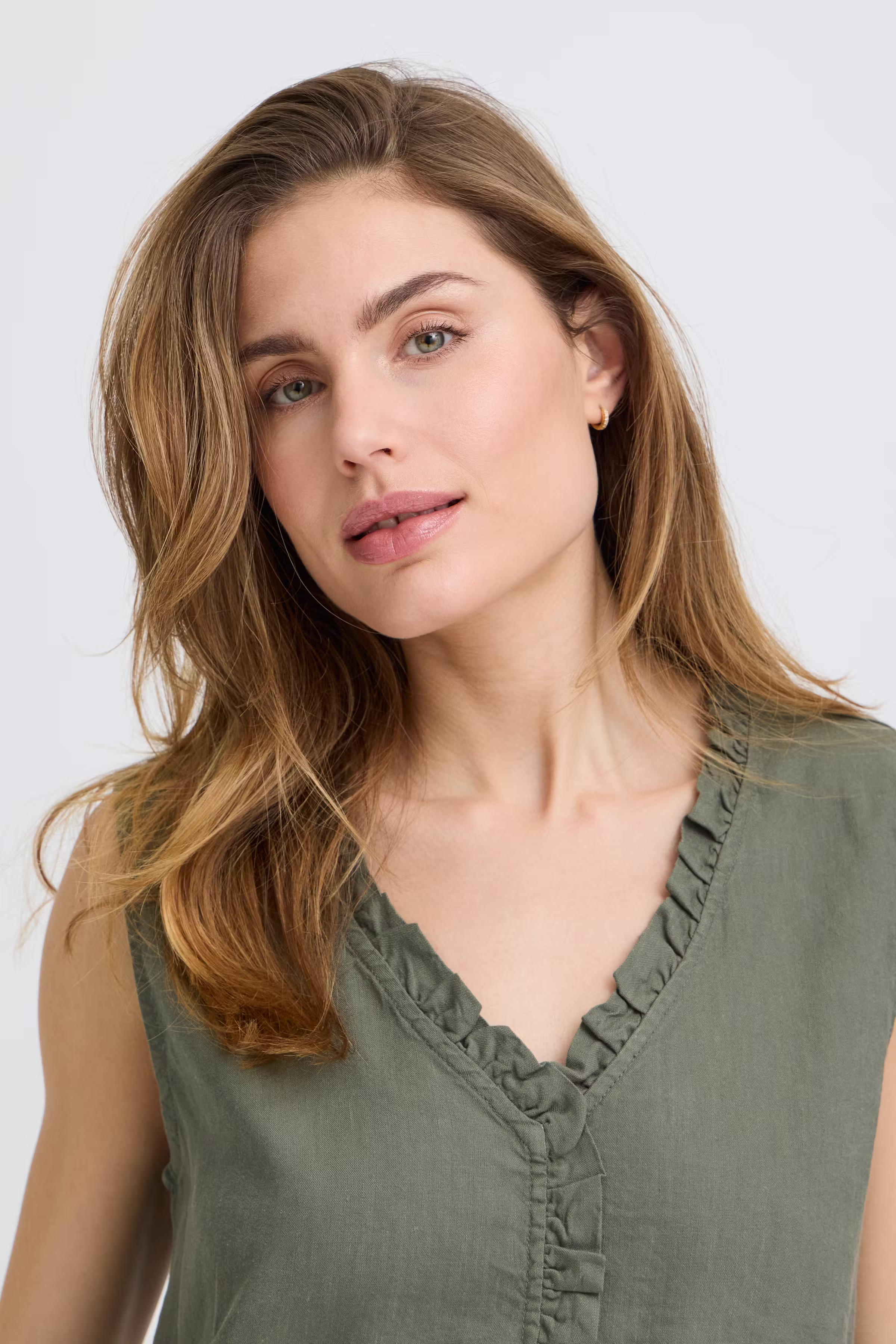 PZLUCA Blouse LOOKBOOK DETAIL 50210439-180312