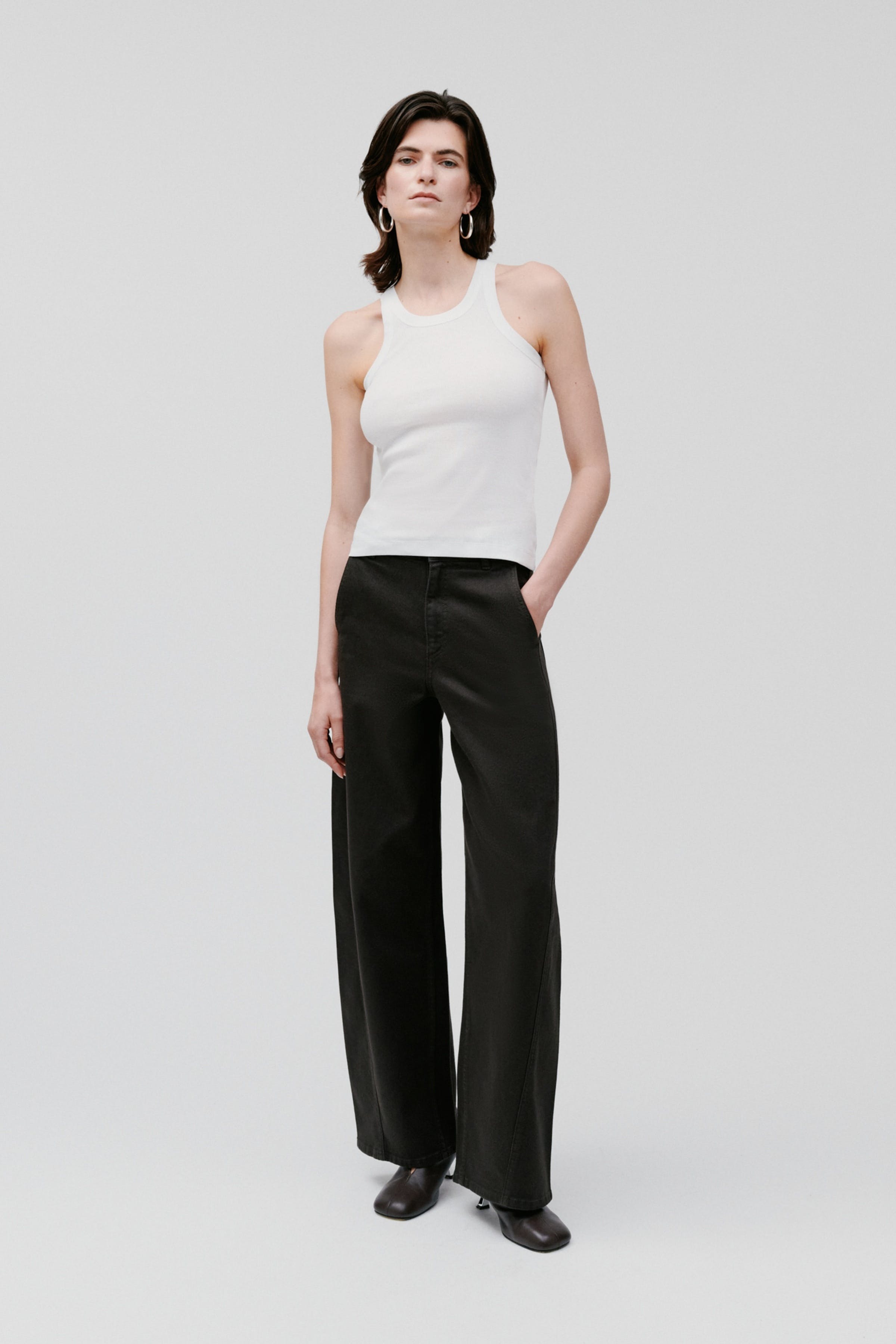 FINLEY T-shirt LOOKBOOK FRONT 30600549-WH001