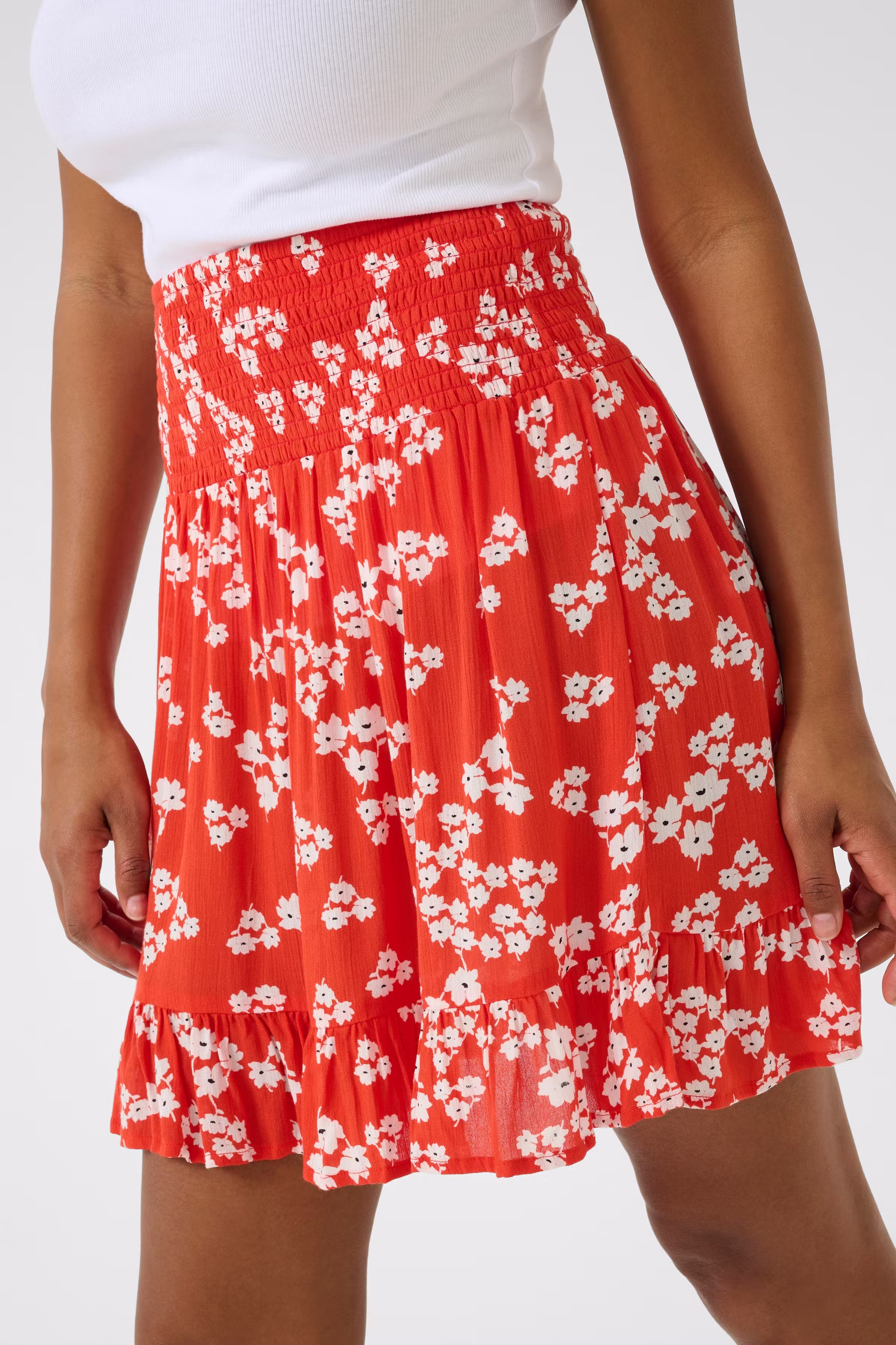 KAthora Skirt LOOKBOOK DETAIL 10510041-107593