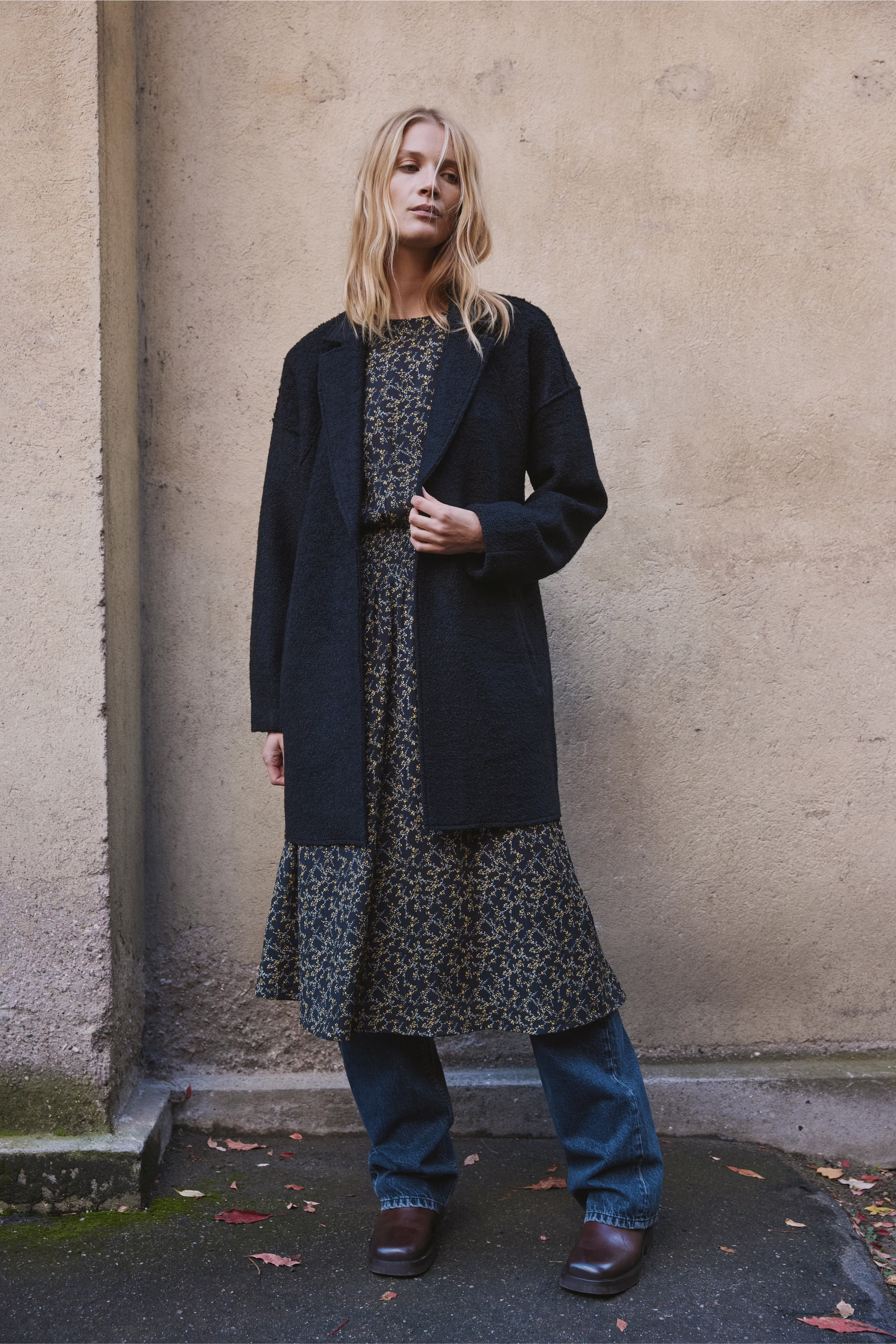 PZLULA Mantel LOCATION NONE 50209165-193911