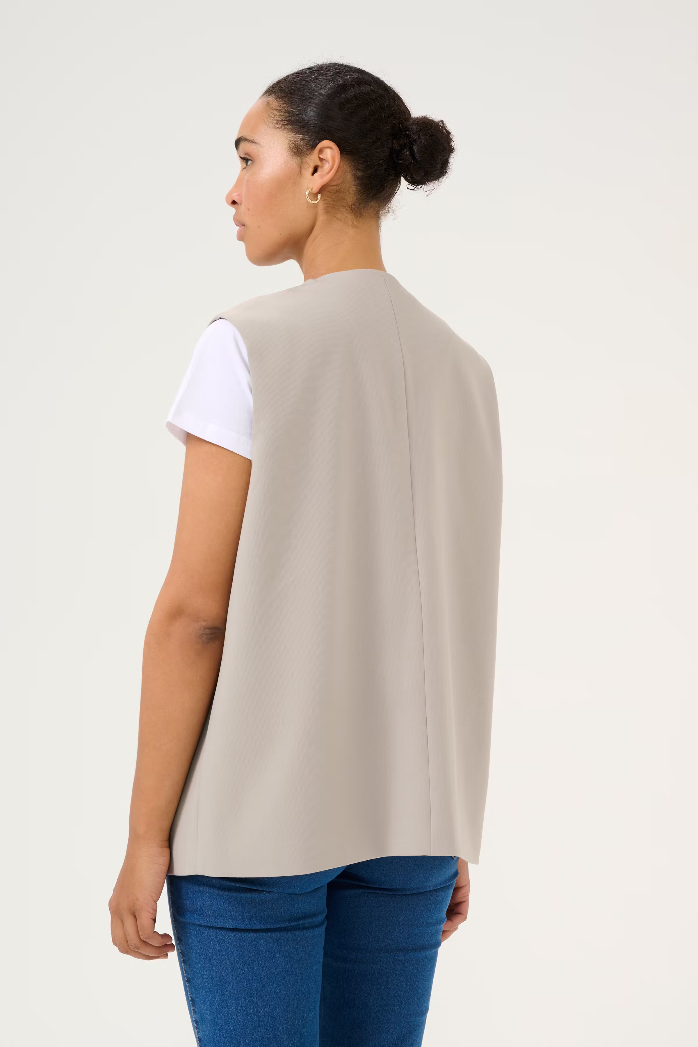 KAvitta Vest LOOKBOOK BACK 10509511-170205