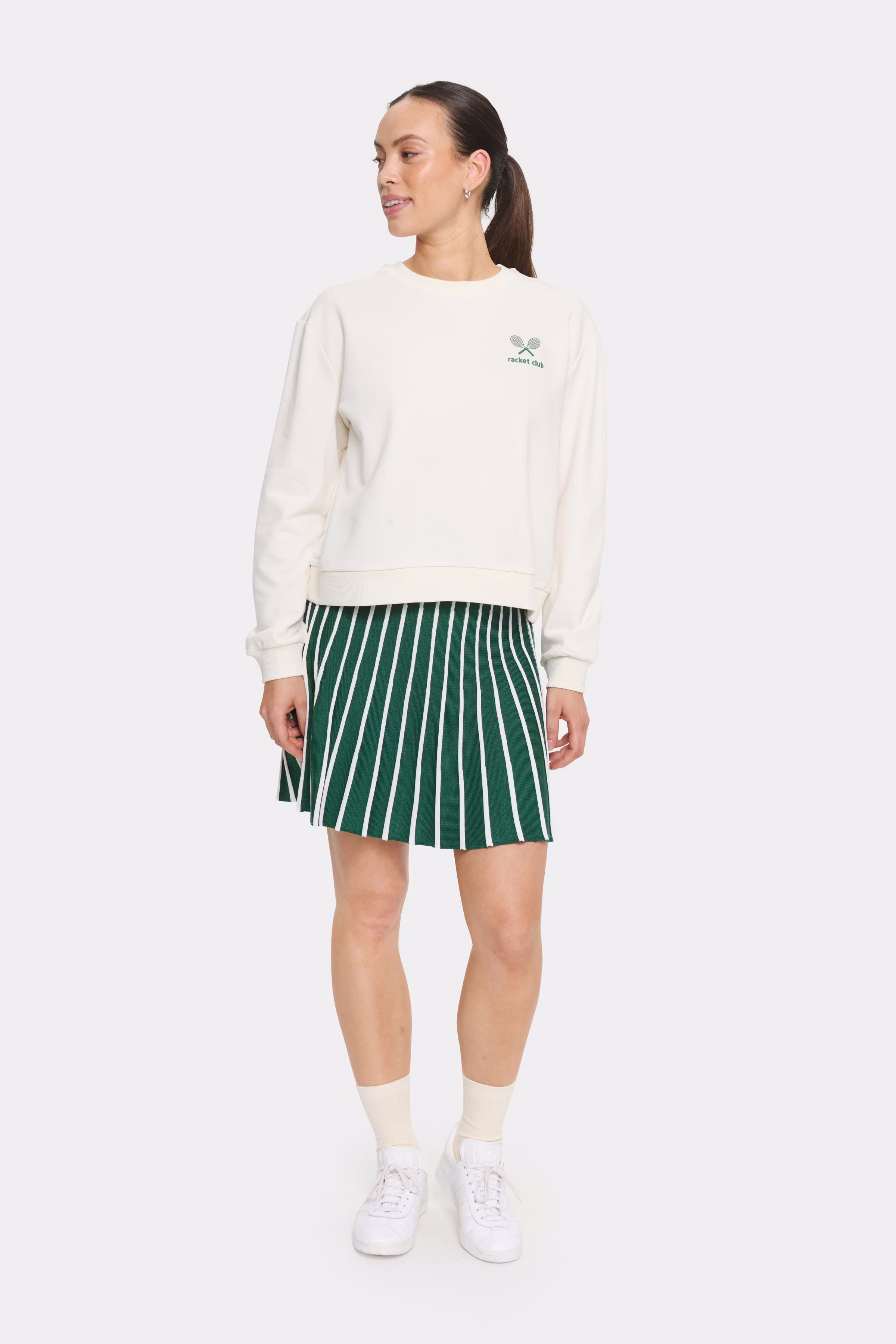 JinaSZ Sweatshirt LOOKBOOK FRONT 30514688-110607