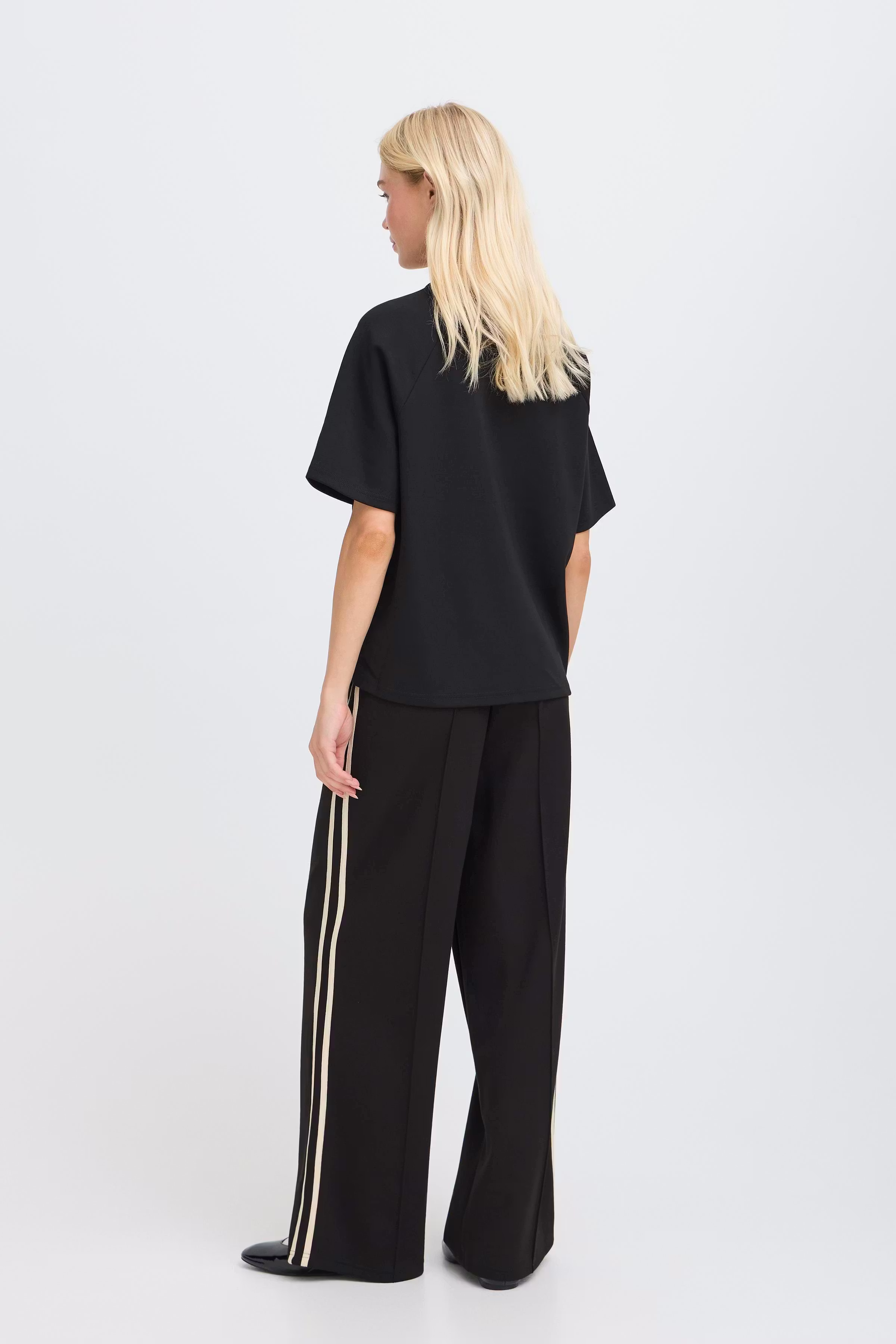 BYPUSTI T-shirt LOOKBOOK BACK 20817176-200451