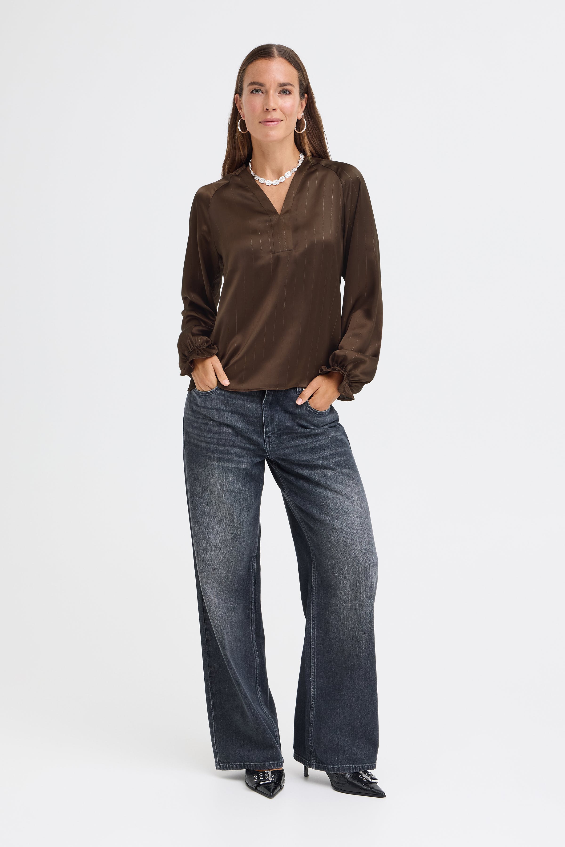 PZDOROTA Bluse LOOKBOOK FRONT 50210876-191016