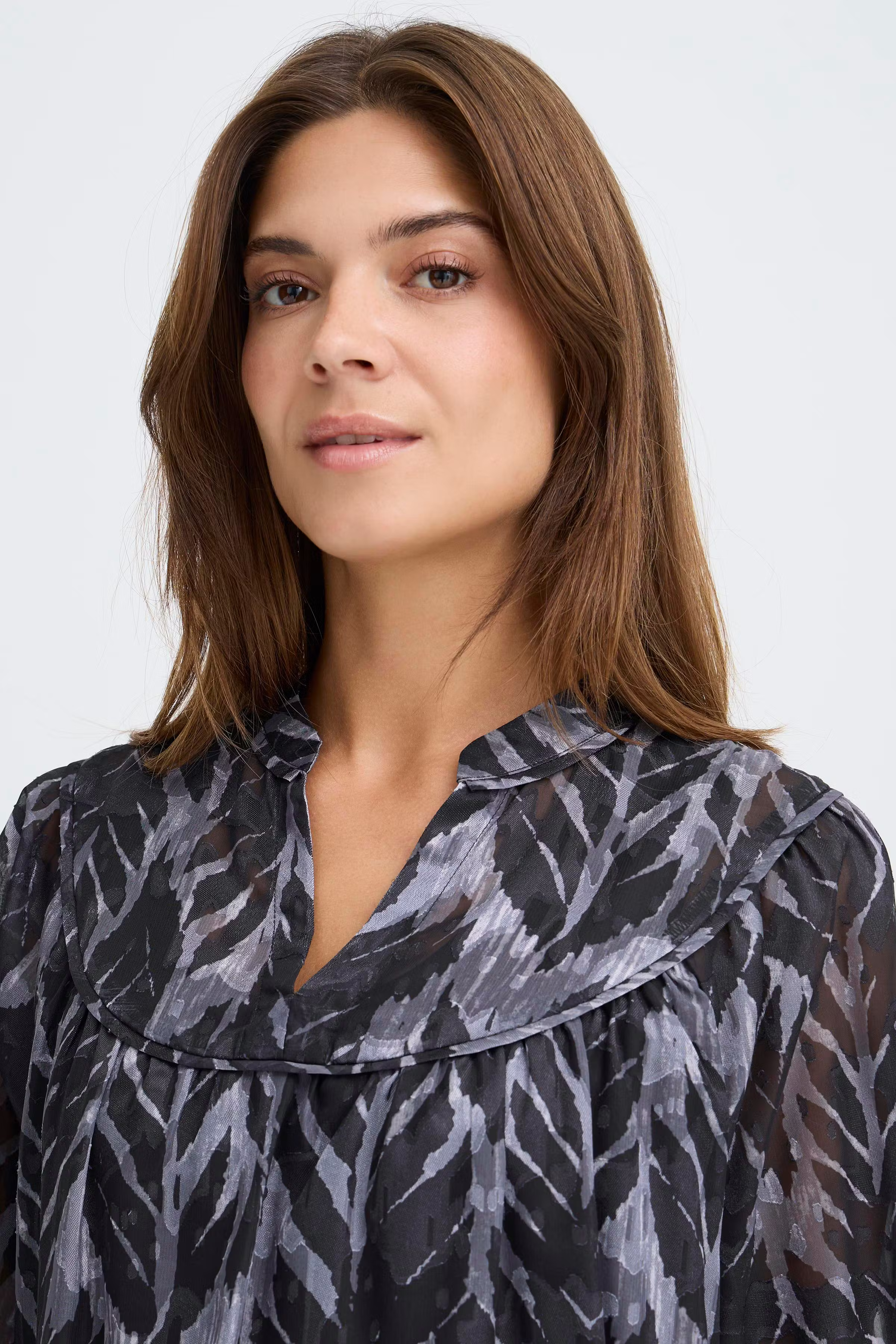 PZANN Bluse LOOKBOOK DETAIL 50210147-193911