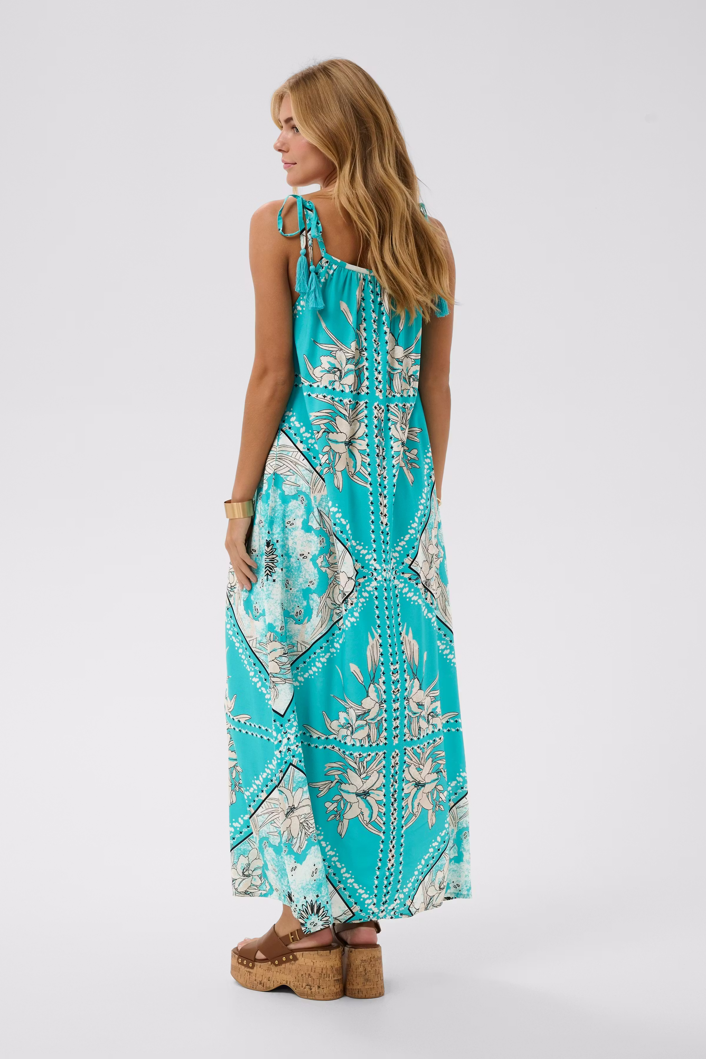 CRTiah Klänning LOOKBOOK BACK 10614985-109338