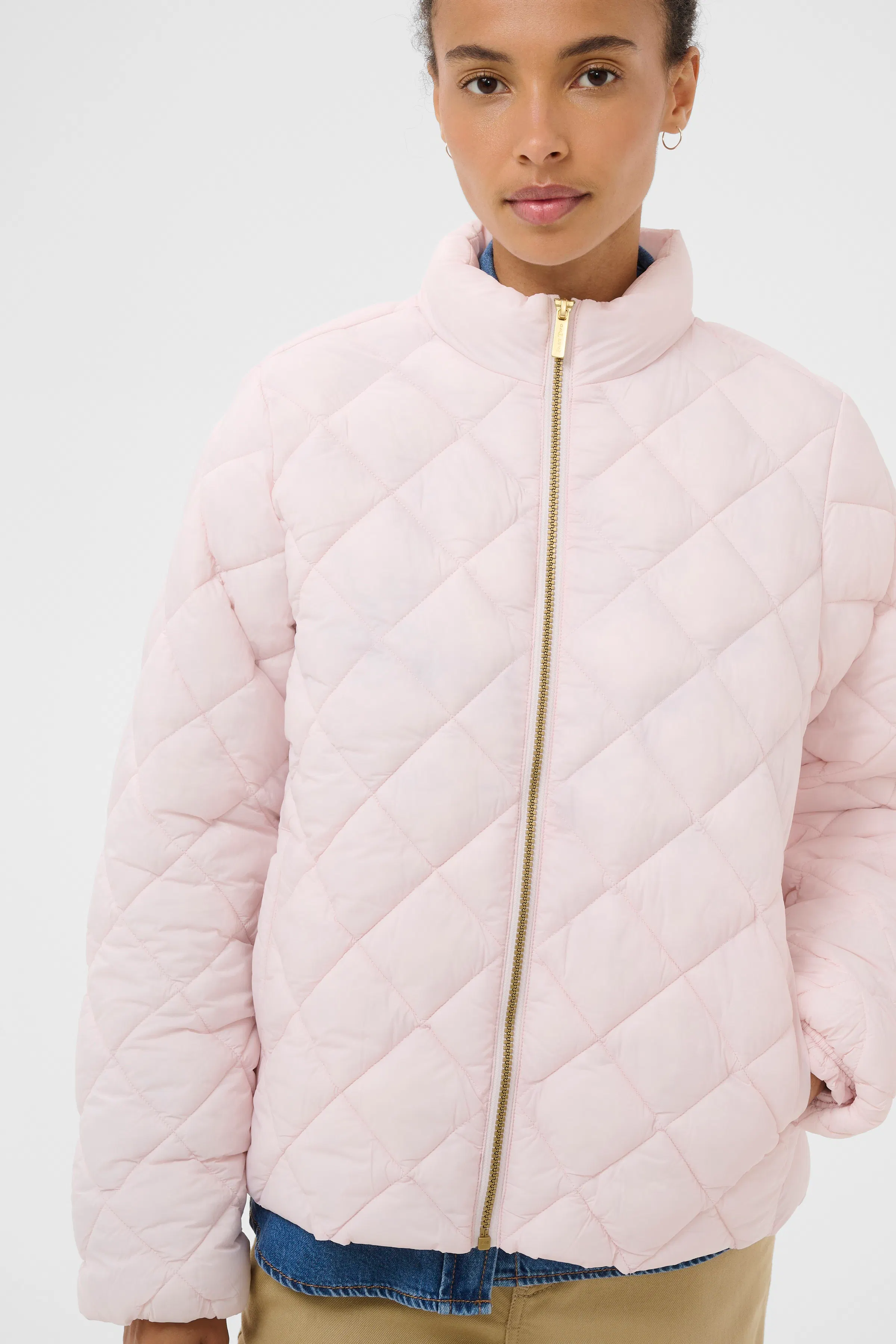 OliaPW Outerwear LOOKBOOK DETAIL 30310243-122902