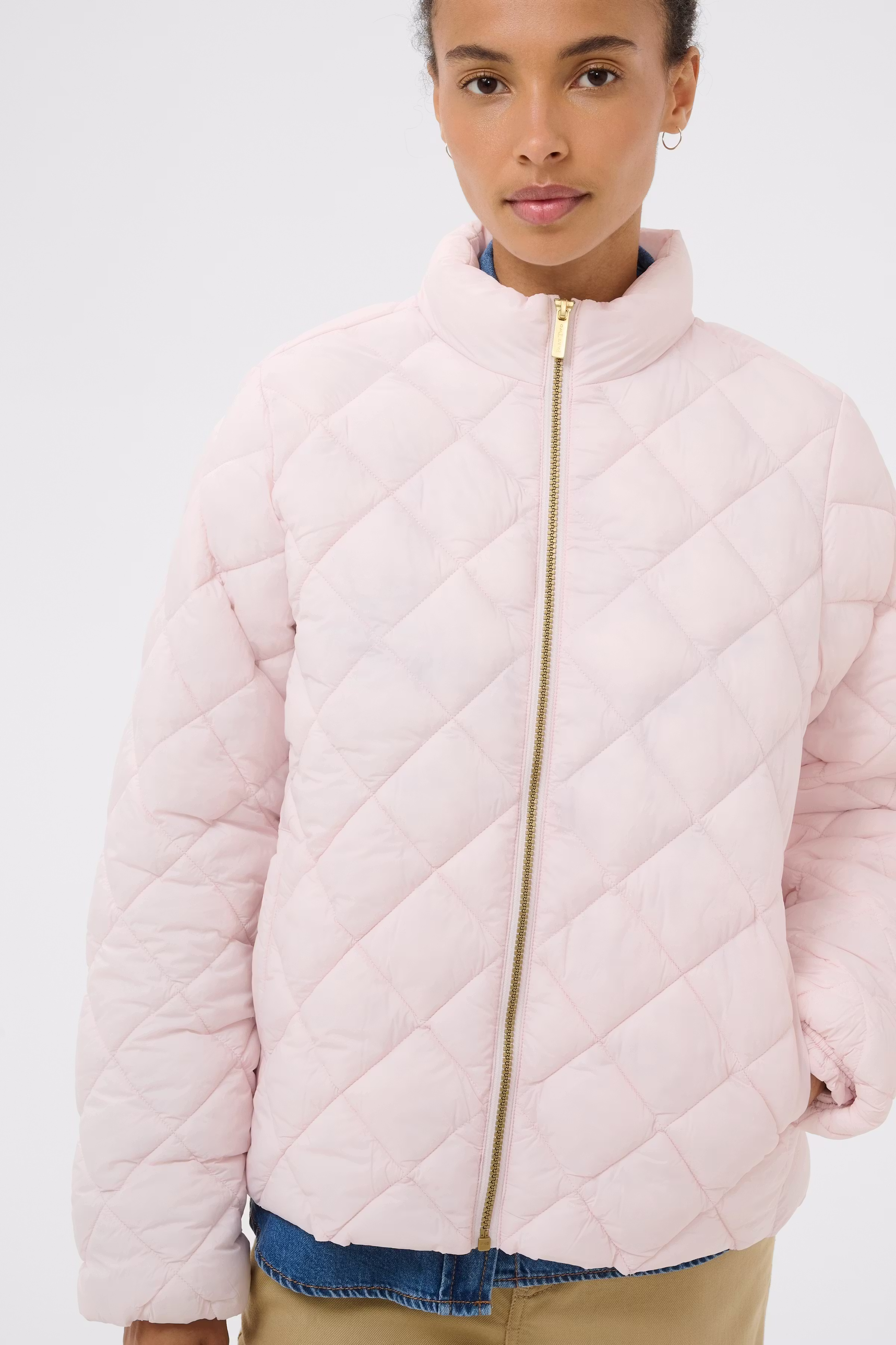 OliaPW Outerwear LOOKBOOK DETAIL 30310243-122902