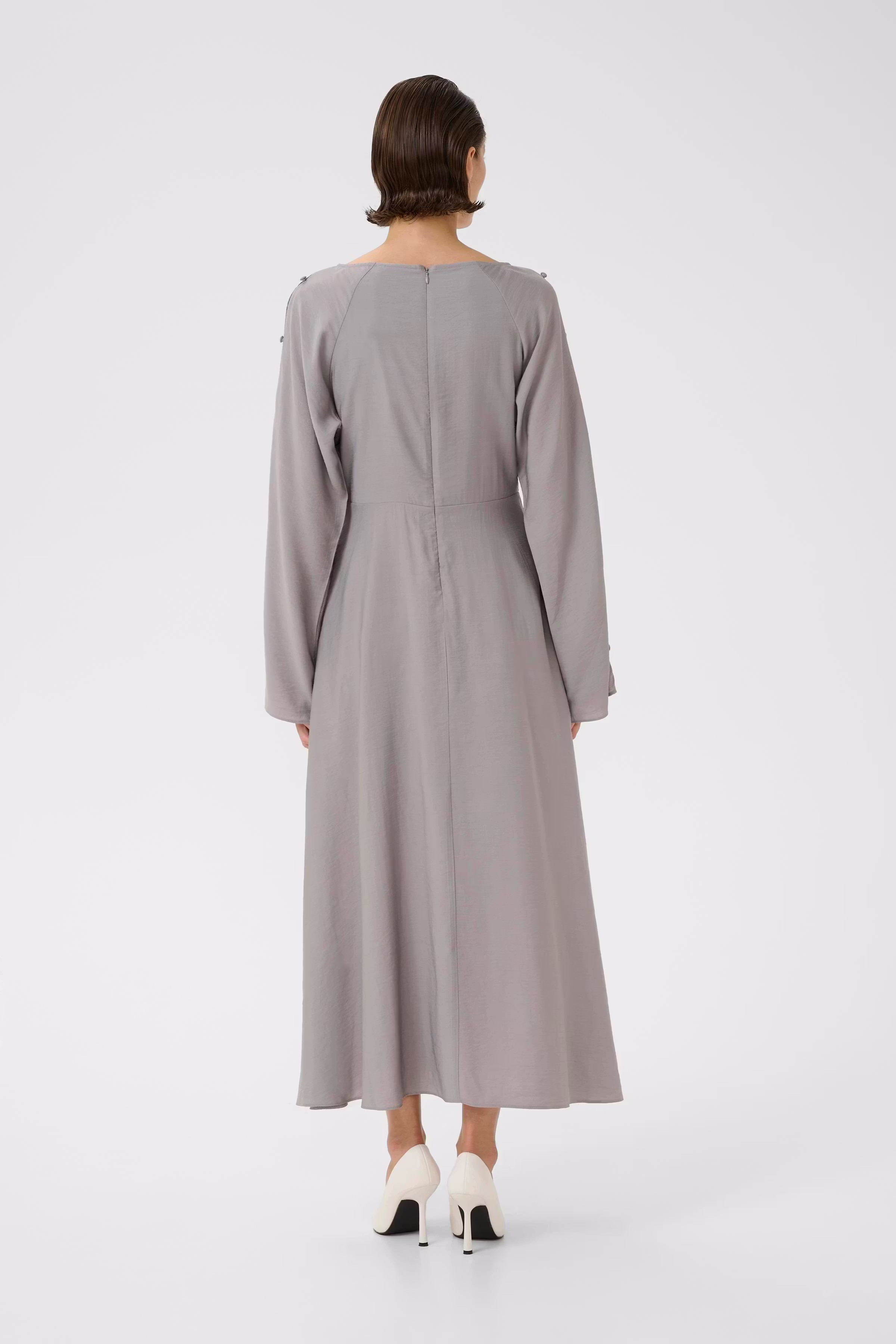 KBEowyn Dress LOOKBOOK BACK 10105915-170000