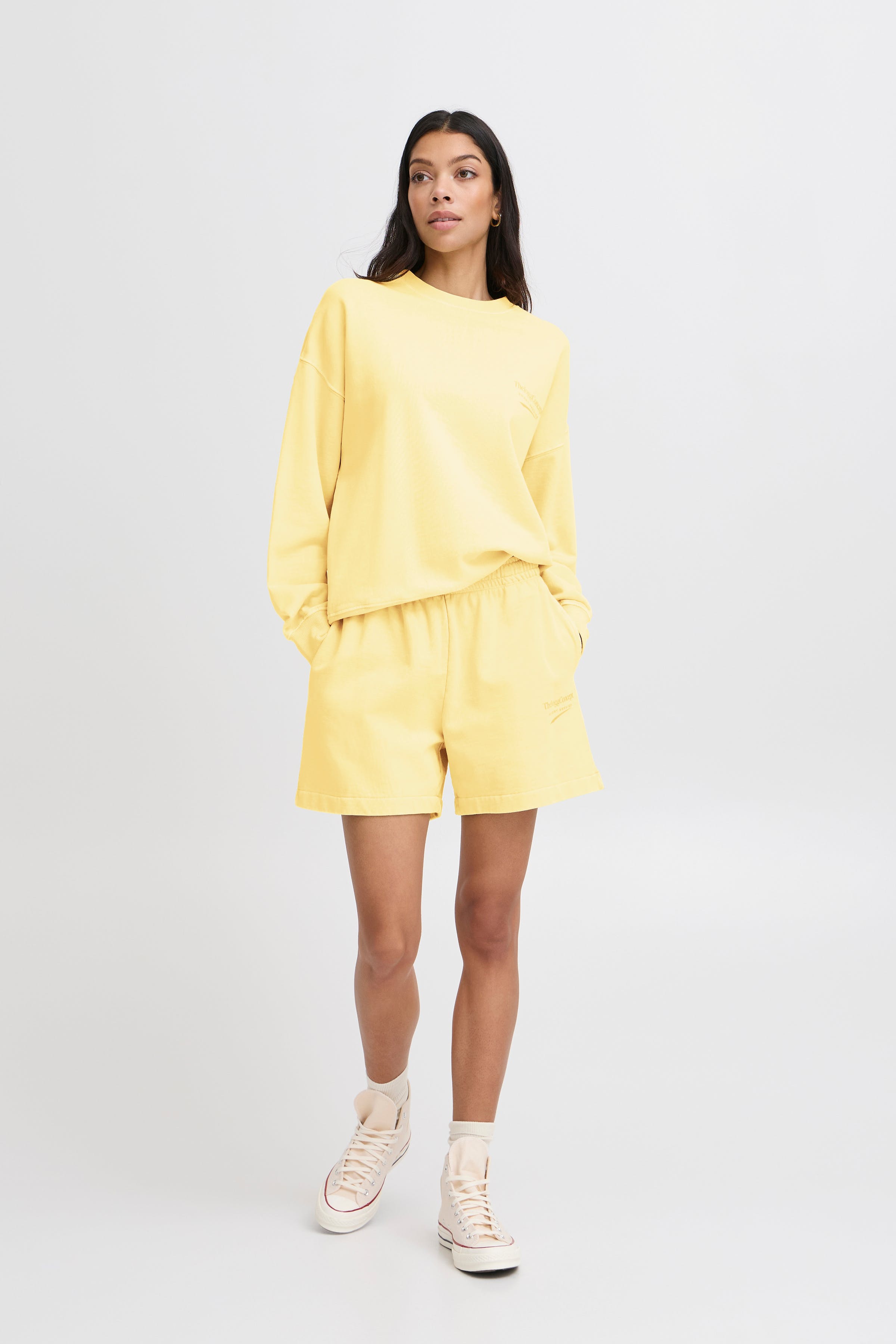 JCRUBI Sweatshirt LOOKBOOK FRONT 22800800-120824