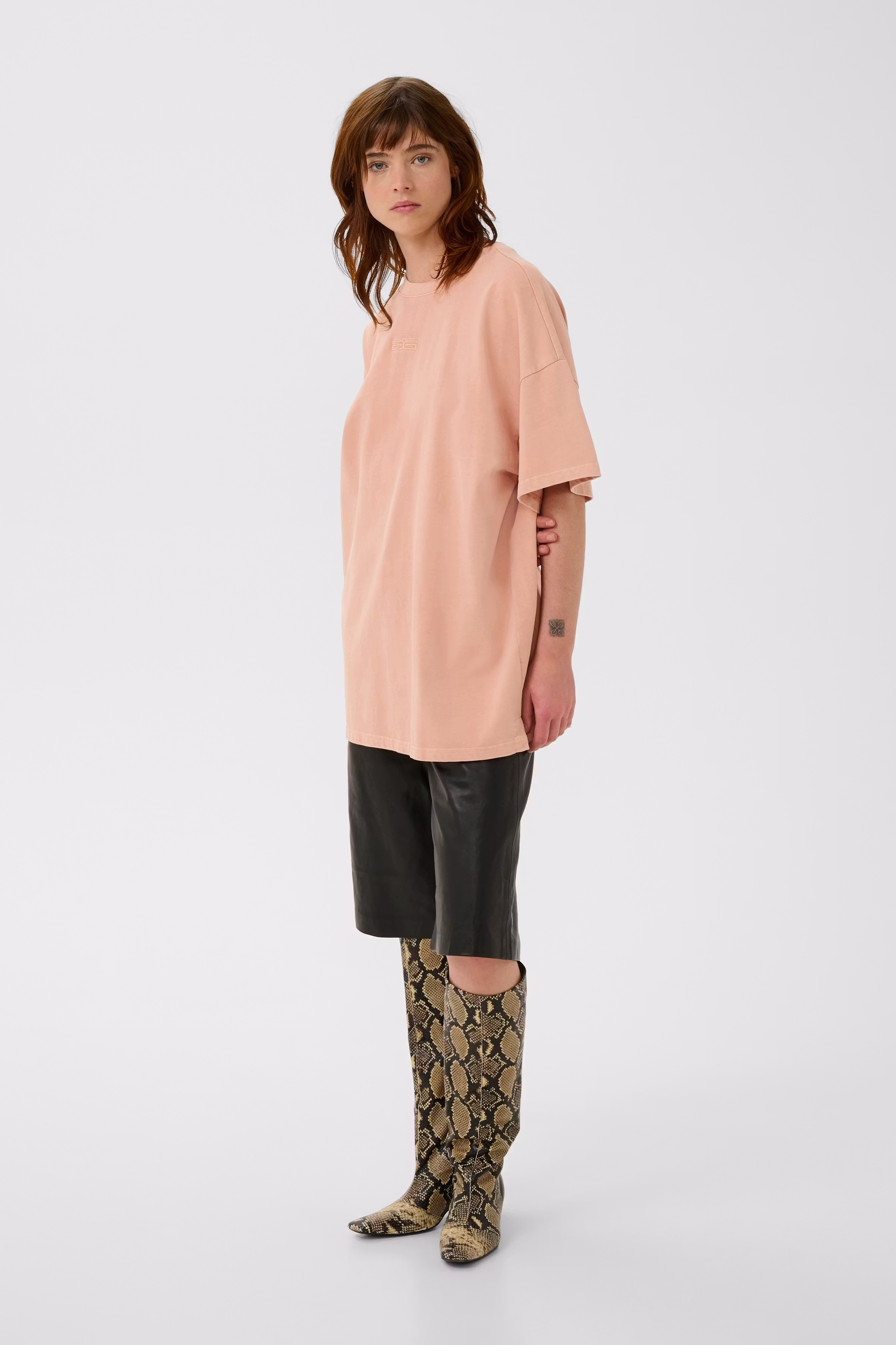 JioGZ T-shirt LOOKBOOK FRONT 10909249-151316