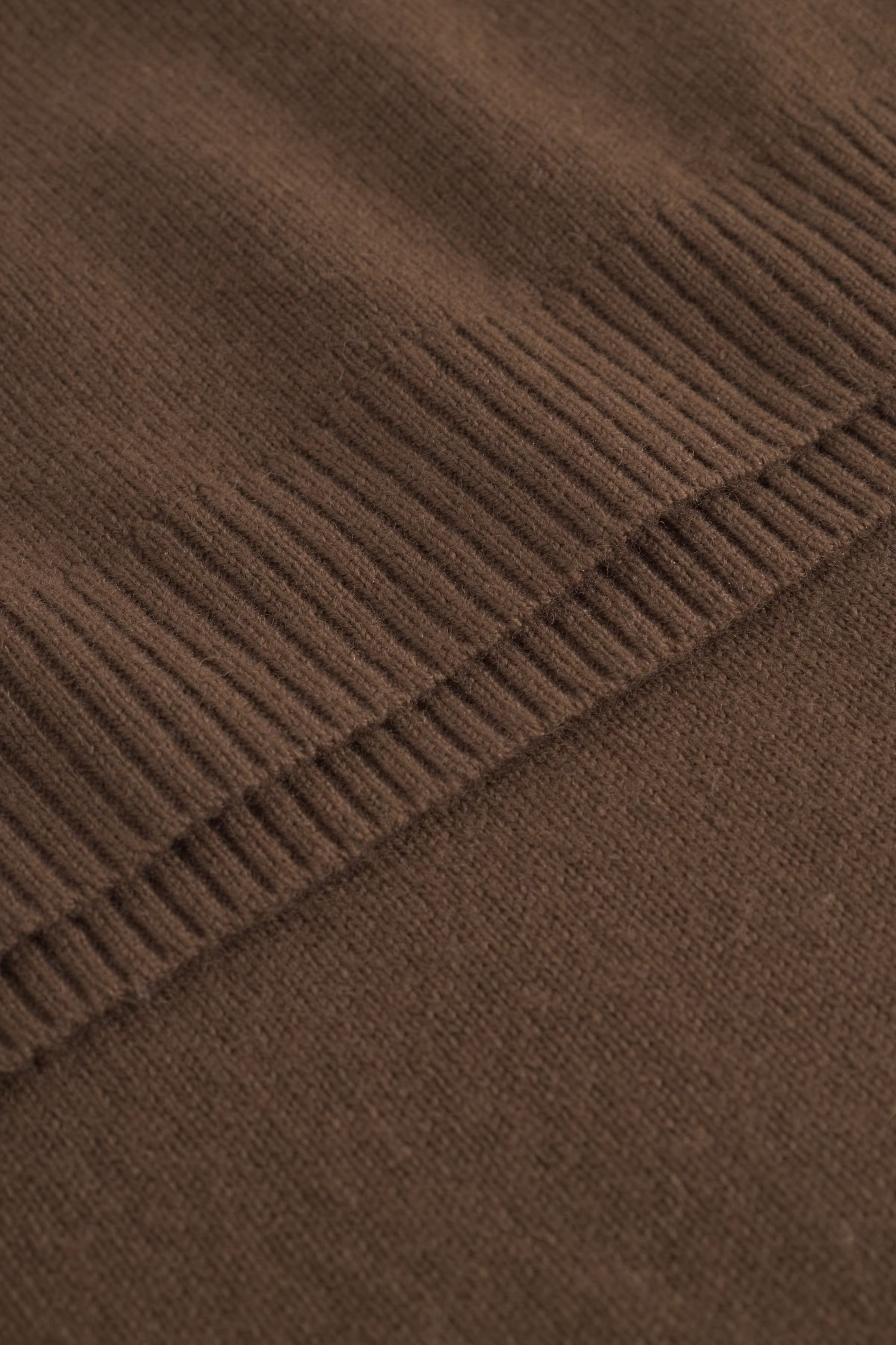 WWTay Lambswool Pullover PACK DETAIL 30251382-190815