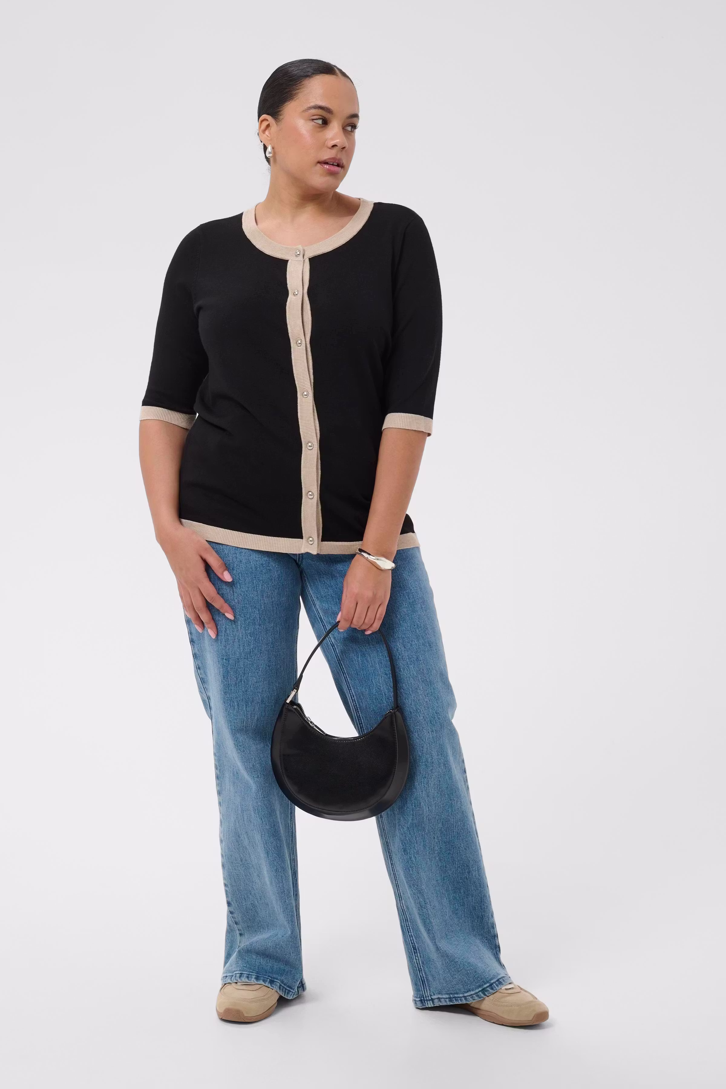 KClizzy Cardigan LOOKBOOK FRONT 10584306-100121