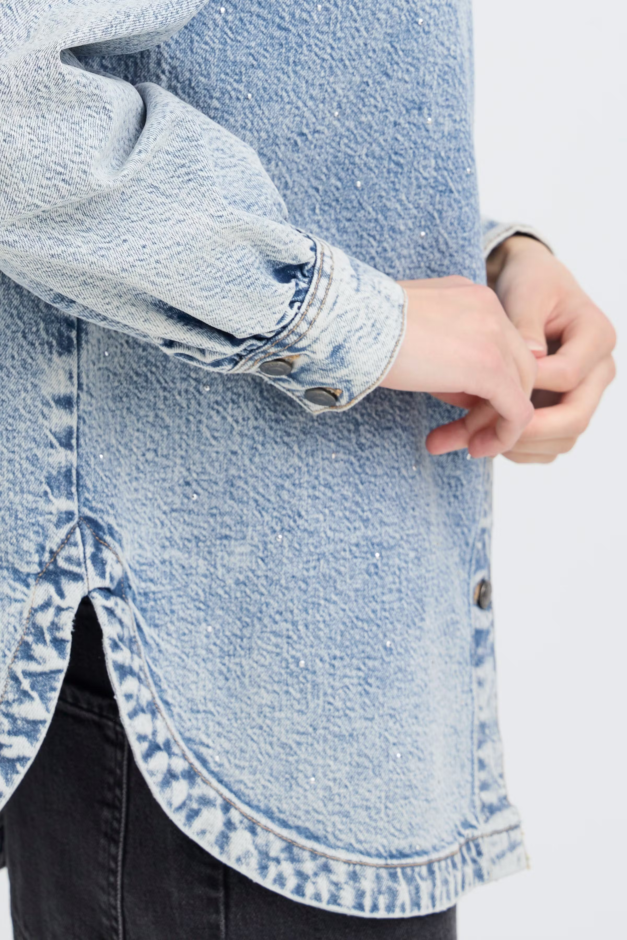 PZATLEE Skjorte LOOKBOOK DETAIL 50210298-200005