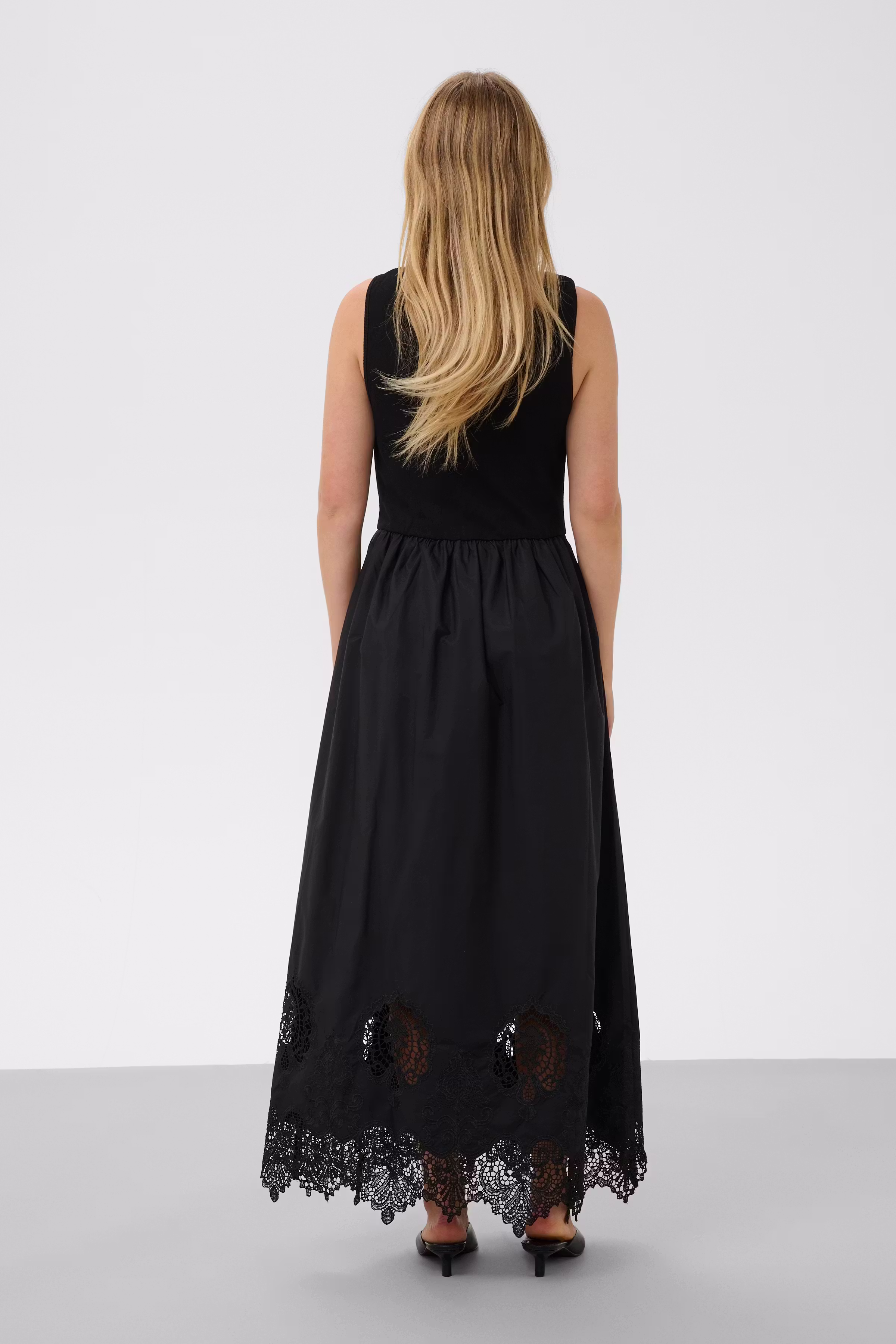 SLAthina Dress LOOKBOOK BACK 30409382-194008