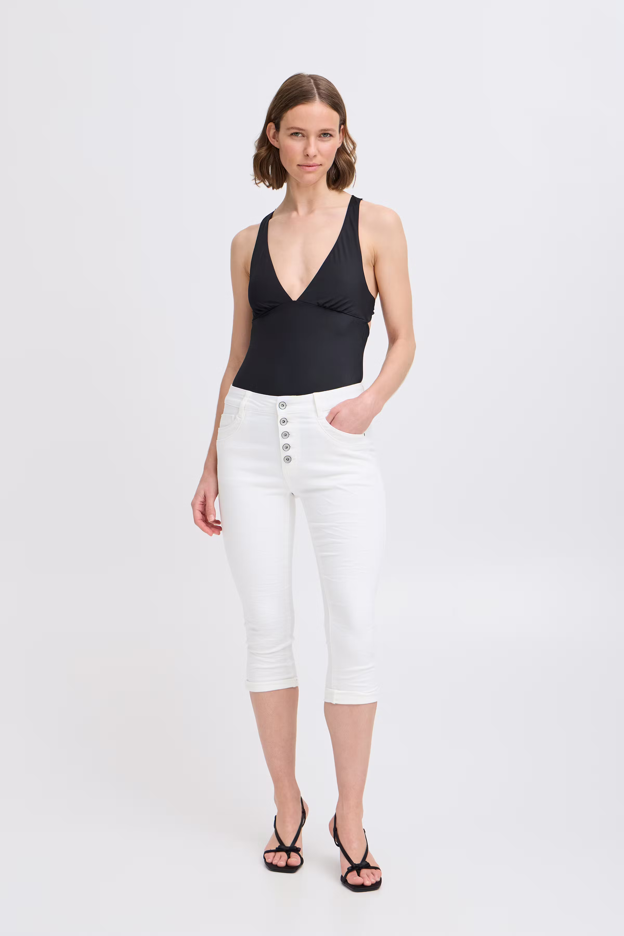 BXKAILY Capri bukser LOOKBOOK FRONT 20809303-110601