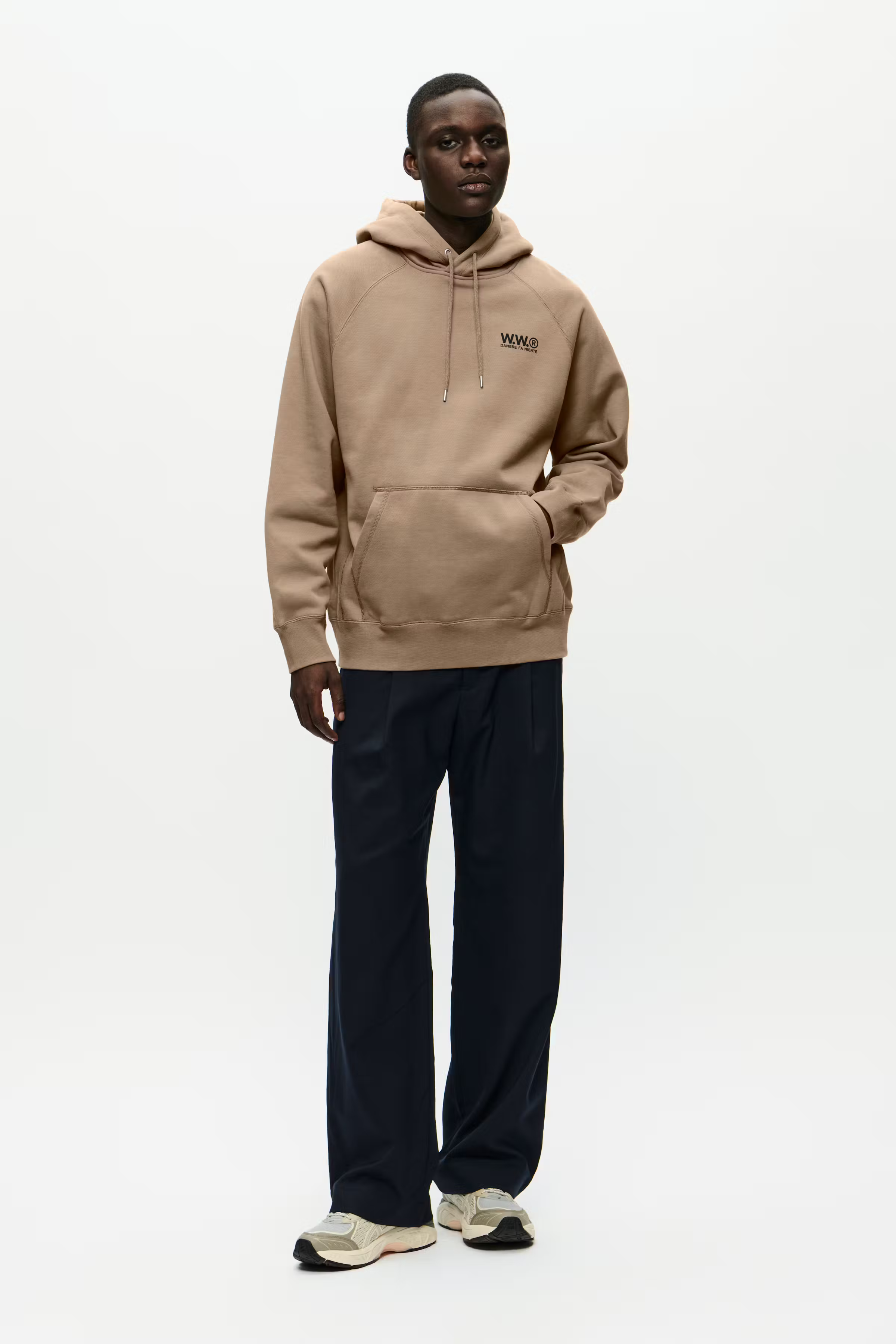 WWFred Sweatshirt LOOKBOOK FRONT 30250239-W2536