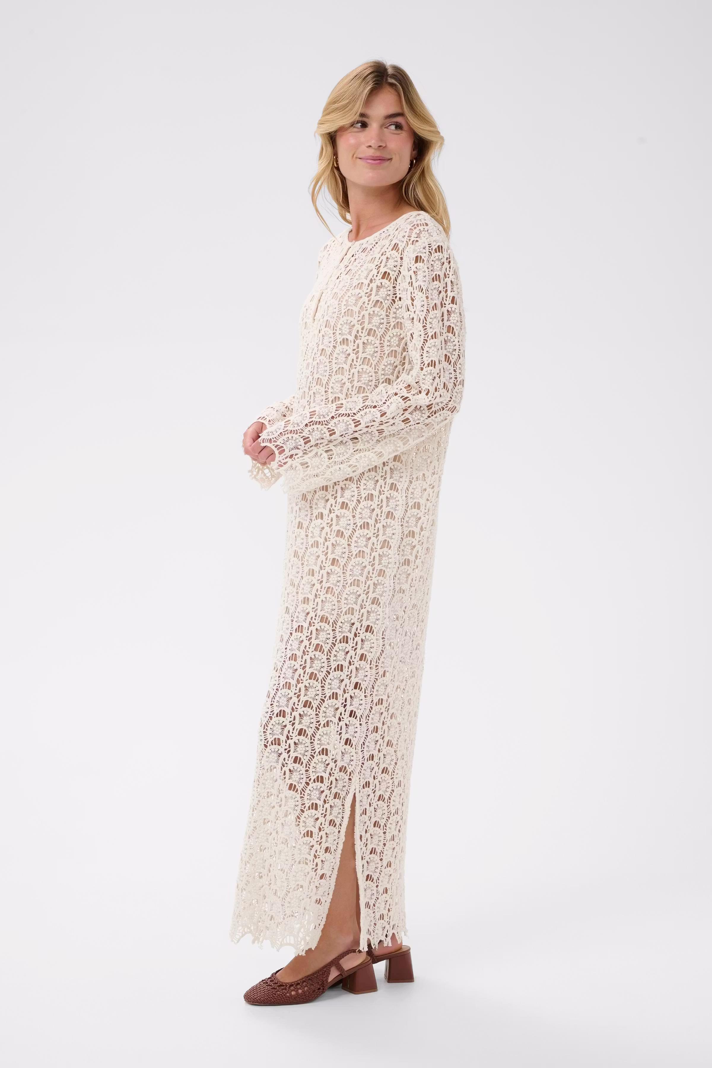 PaolaSZ Kleid LOOKBOOK FRONT 30514934-110605