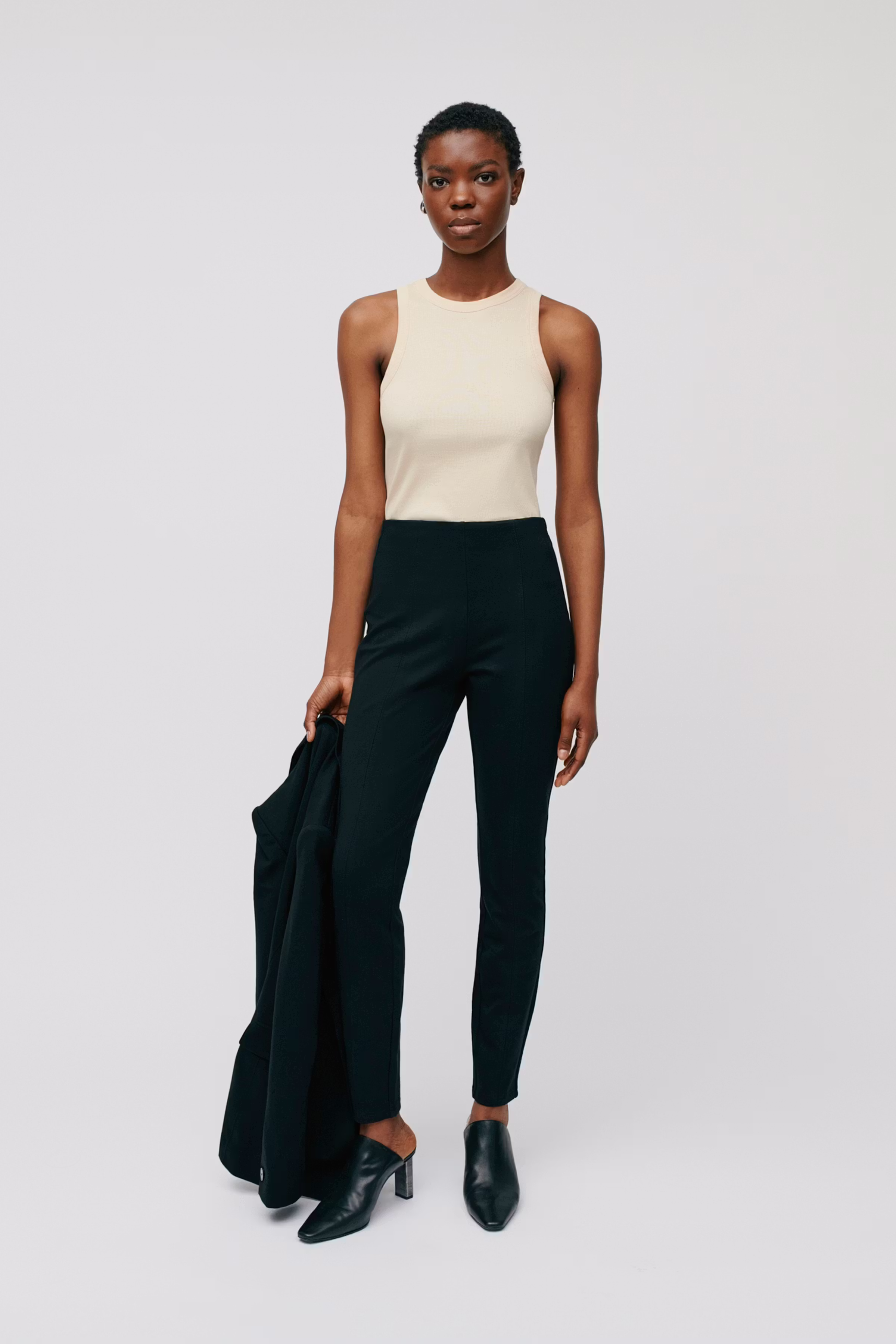 PHILIPPA Trousers LOOKBOOK FRONT 30600515-BK999