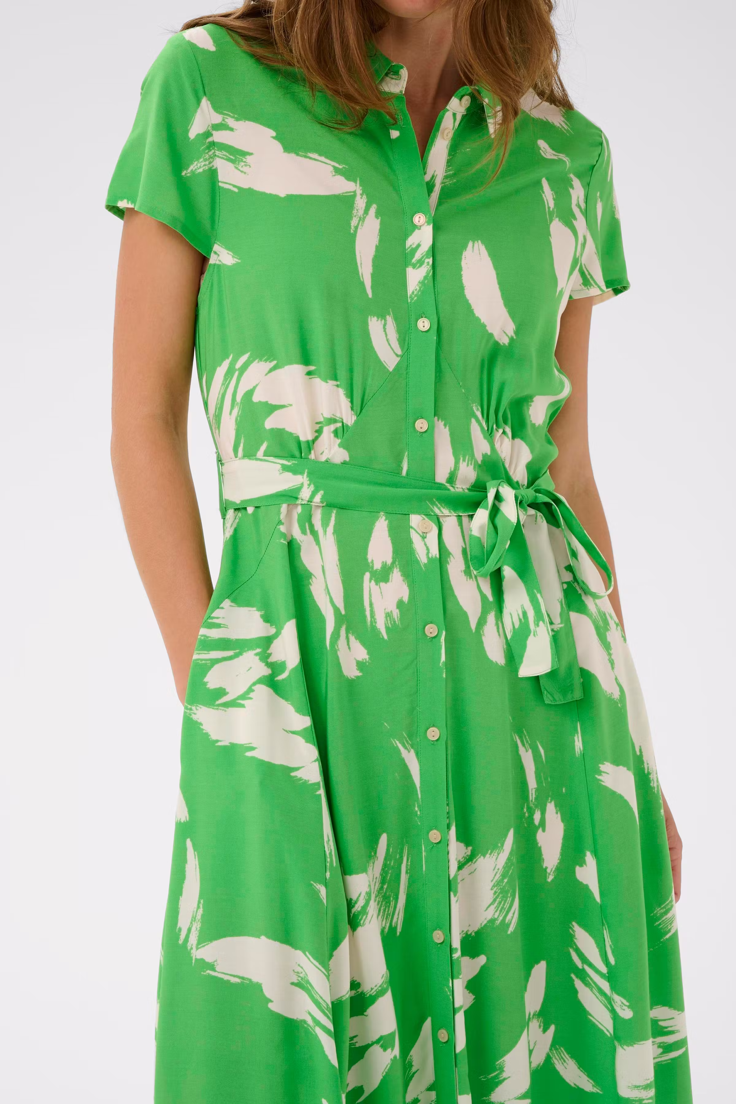 SLArjana Kleid LOOKBOOK DETAIL 30404807-304704