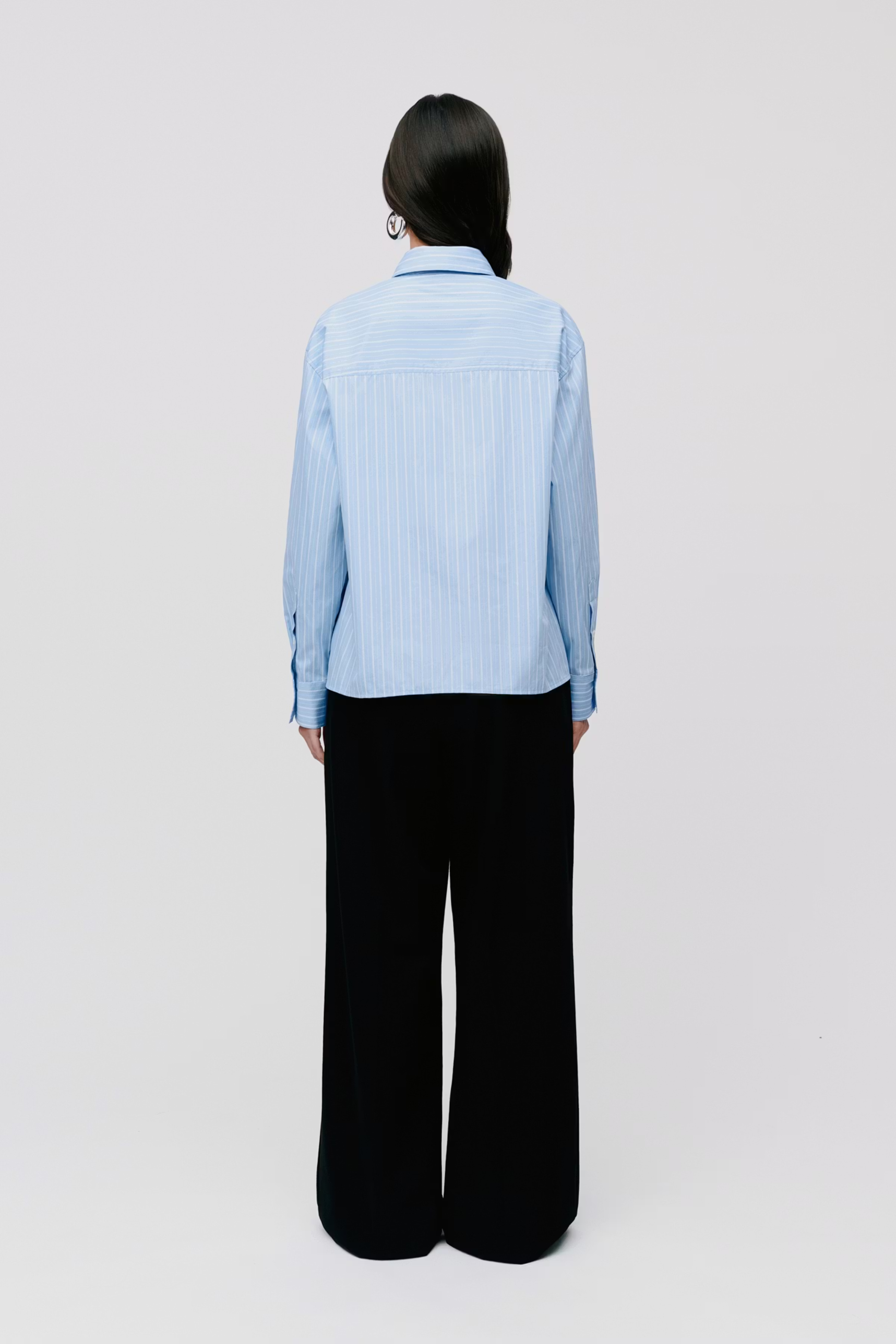 EVONNE Blouse LOOKBOOK BACK 30600282-MC2150