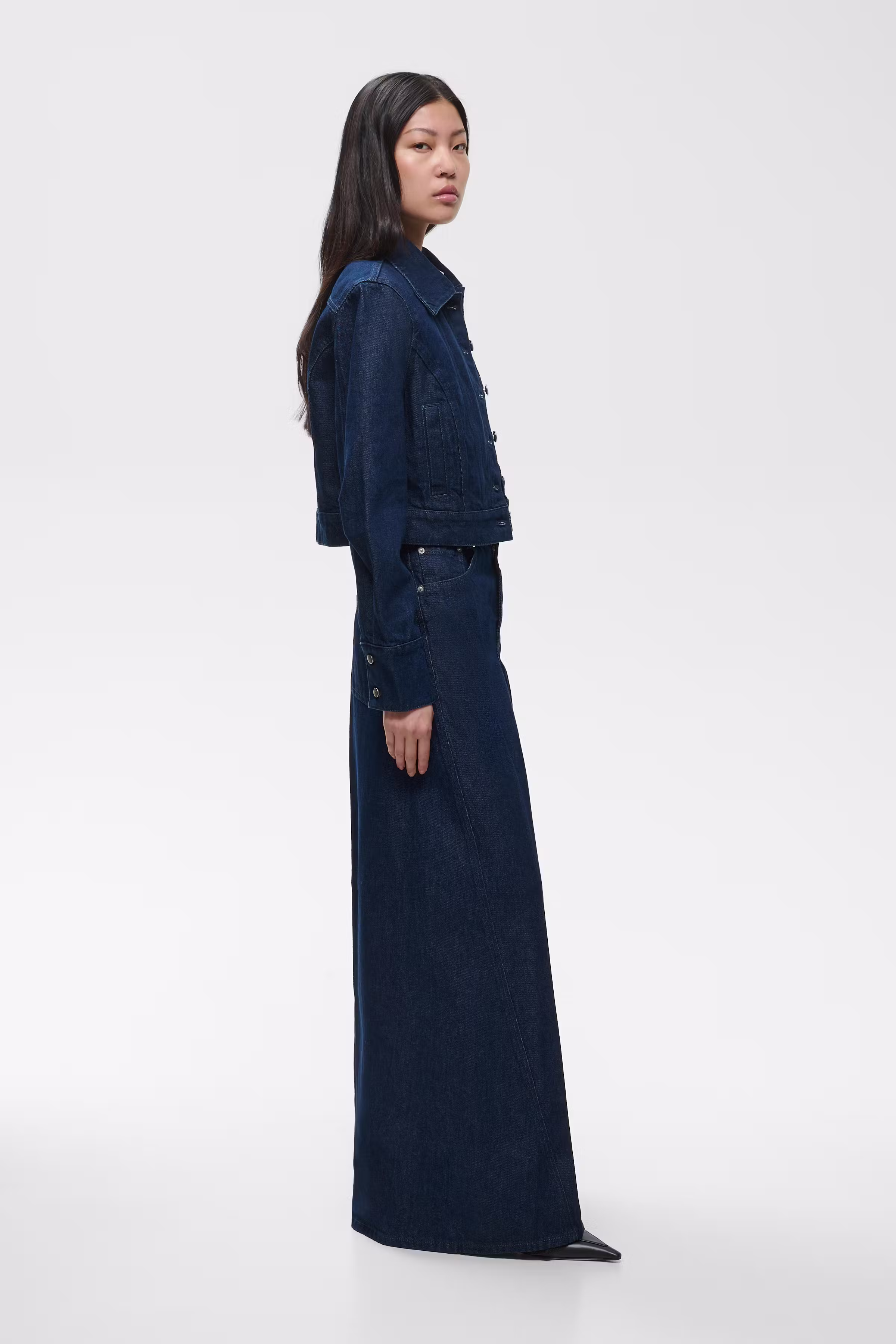 IOJOVANA JACKET LOOKBOOK FRONT 30600703-BL872
