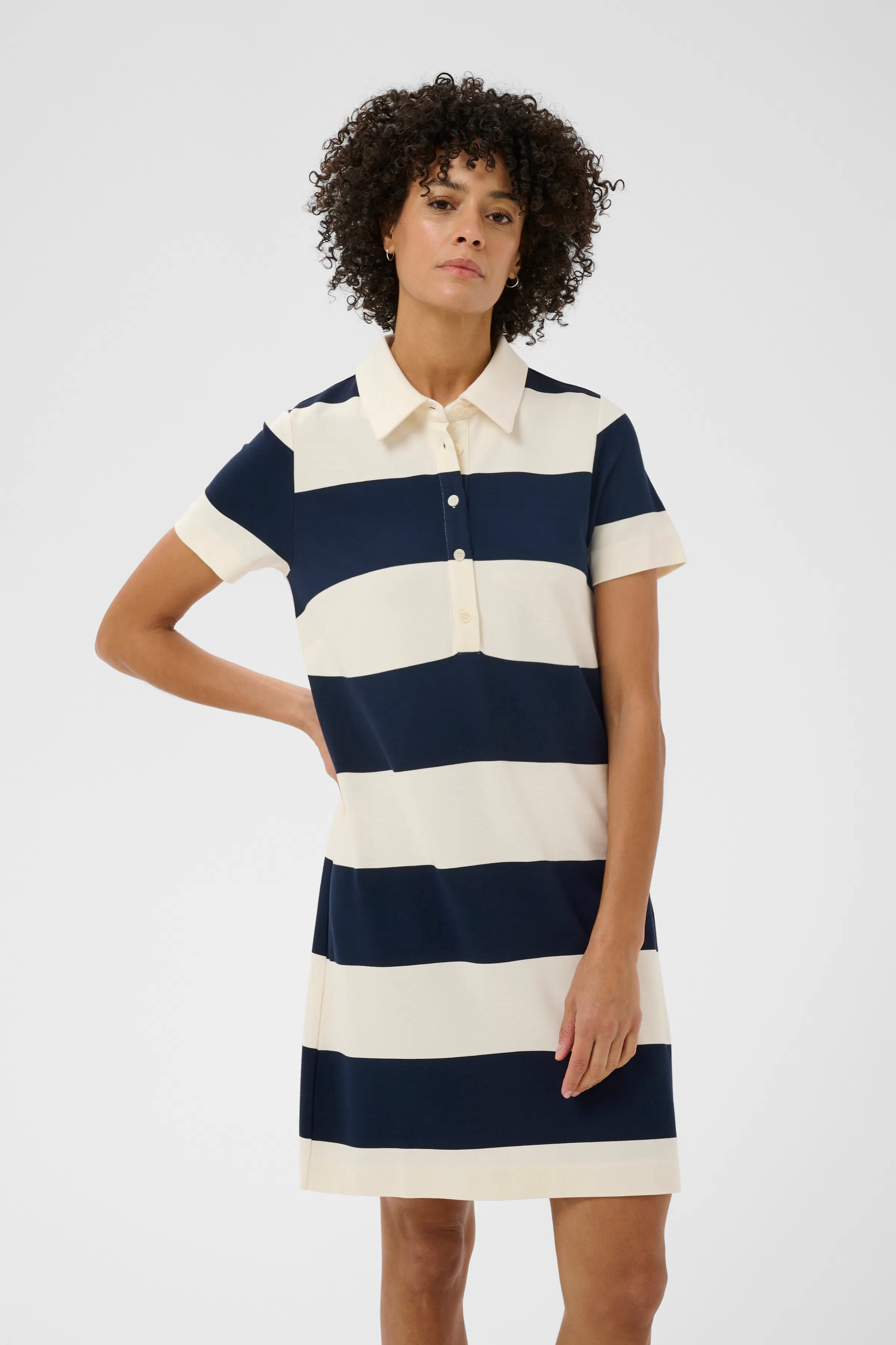EliviaPW Klänning LOOKBOOK FRONT 30310660-304799