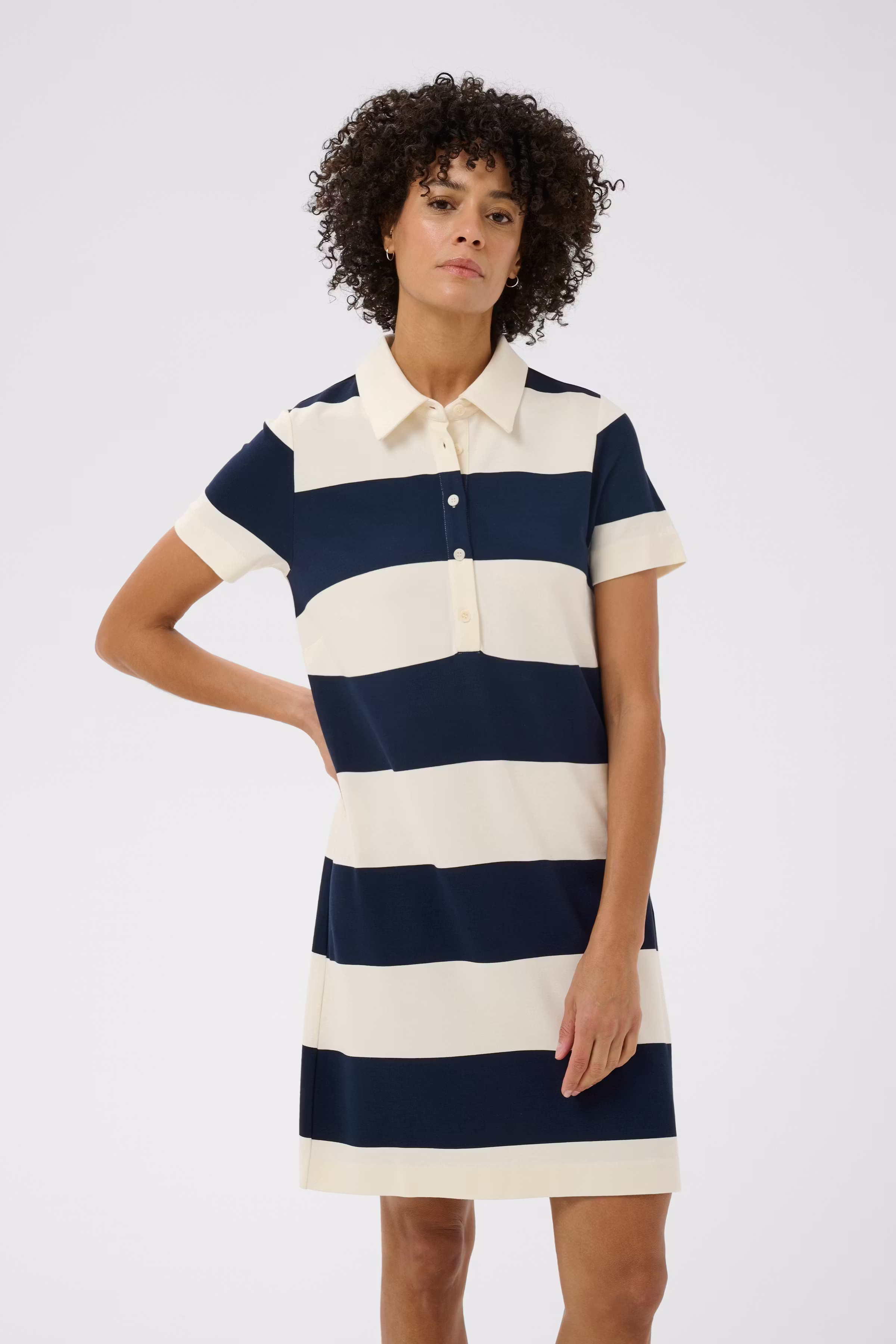 EliviaPW Klänning LOOKBOOK FRONT 30310660-304799