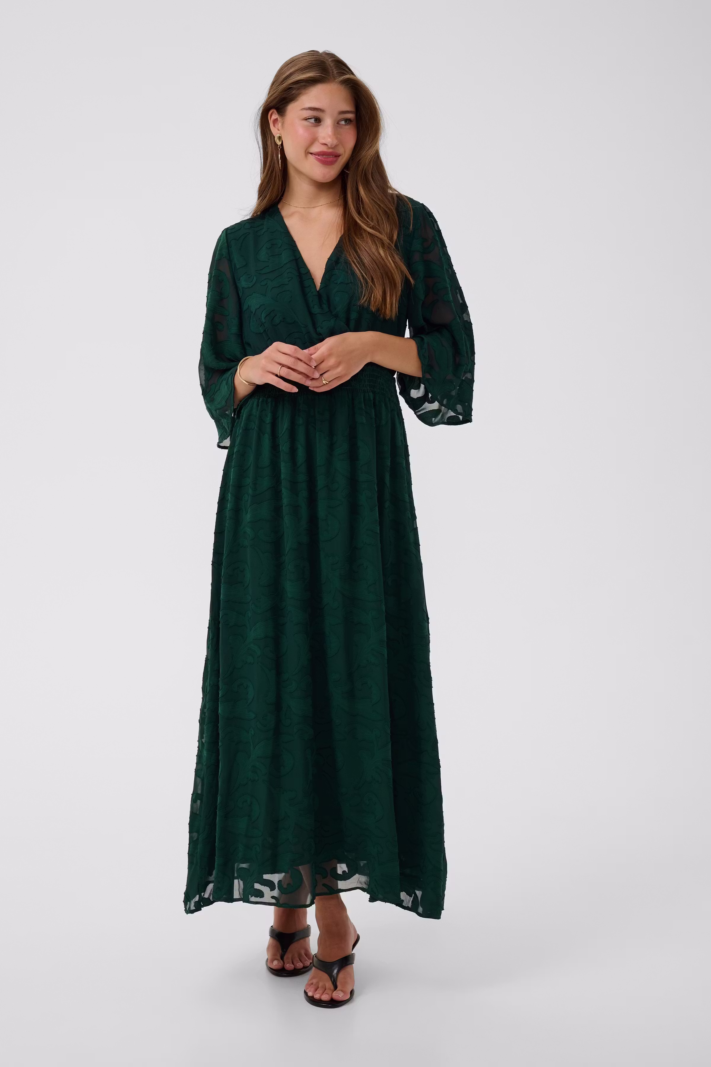 CRMisandra Robe LOOKBOOK FRONT 10615271-195320