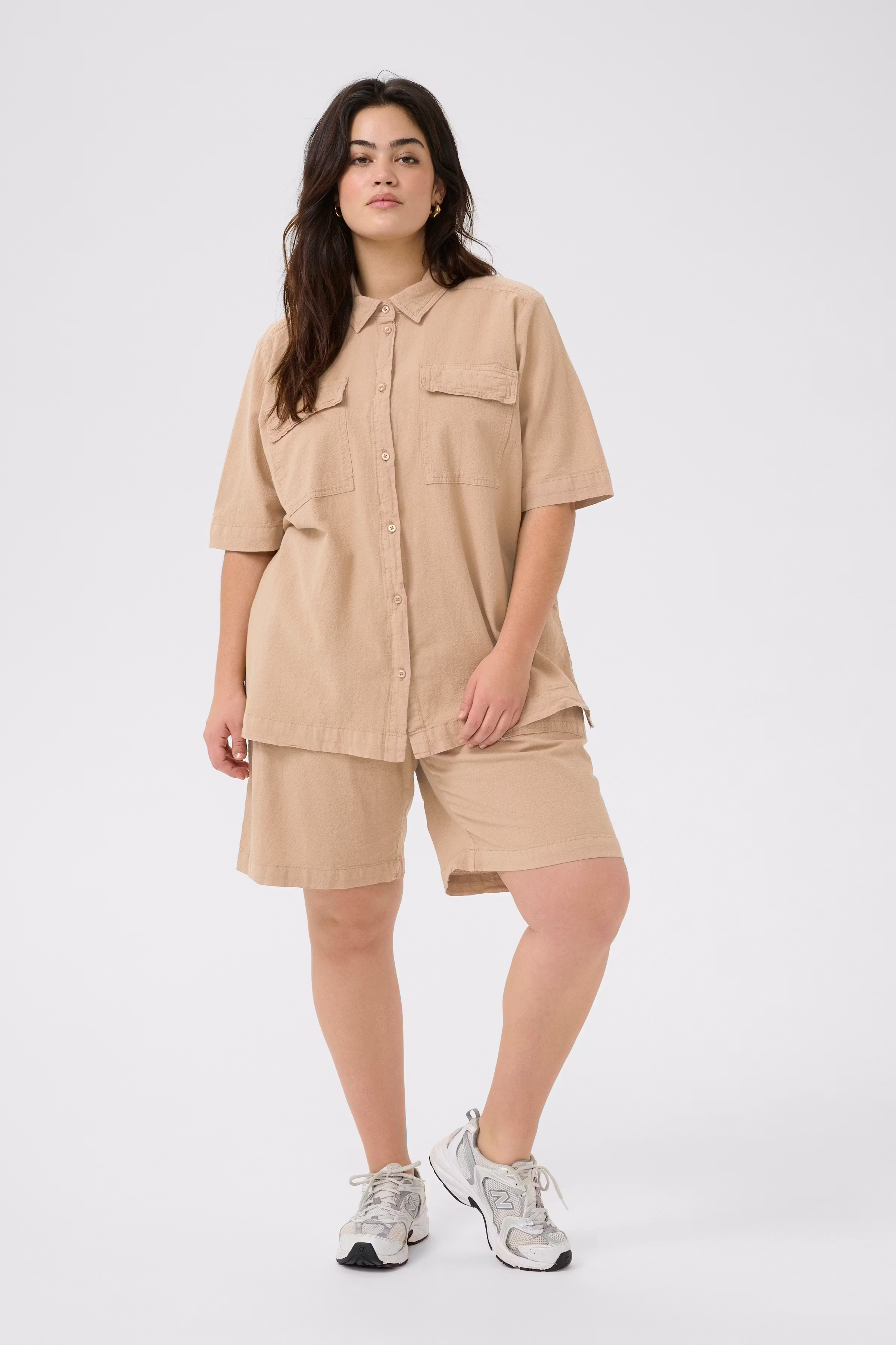 KCnana Shirt LOOKBOOK FRONT 10582893-101239