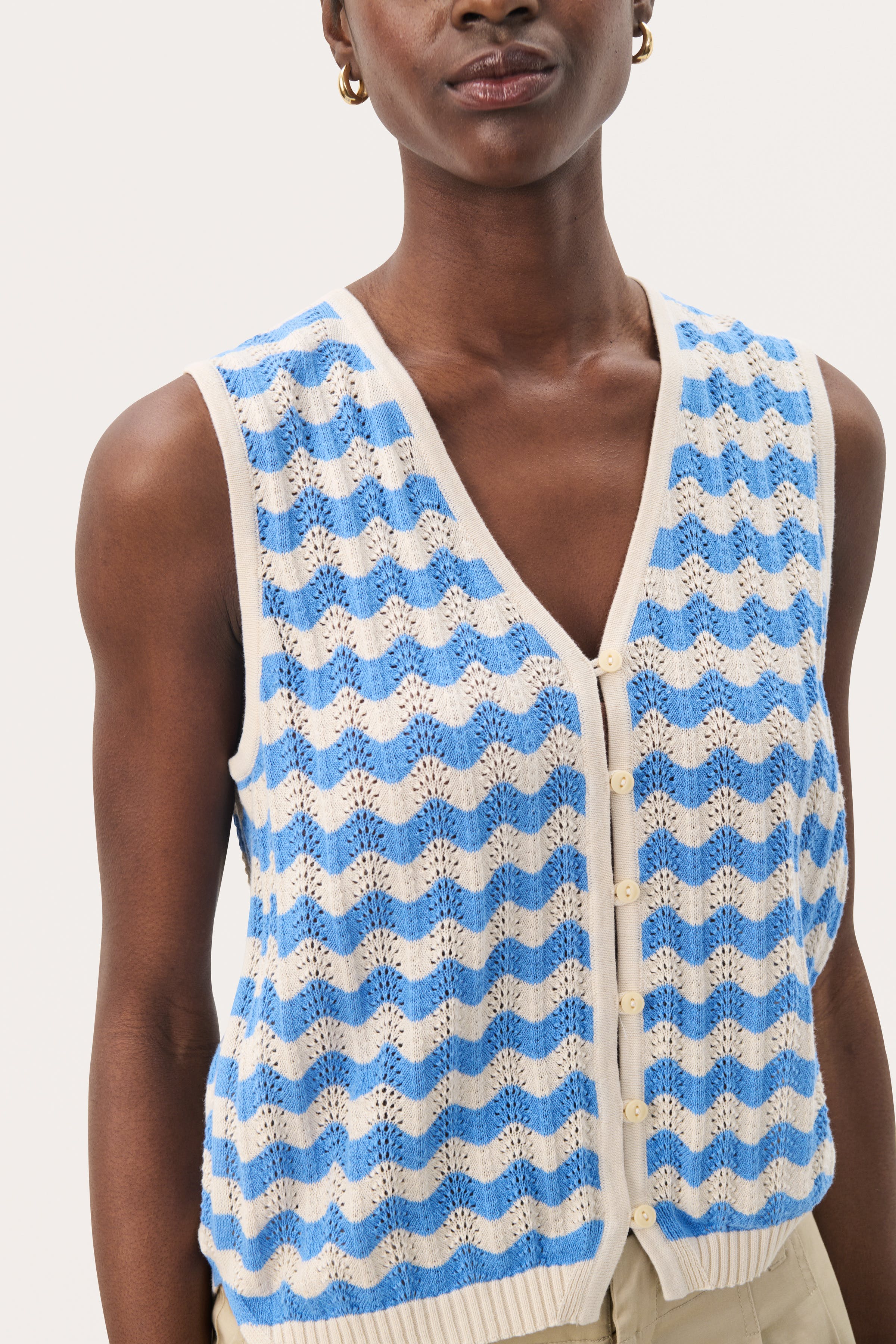 RosellaPW Vest LOOKBOOK DETAIL 30309680-303765