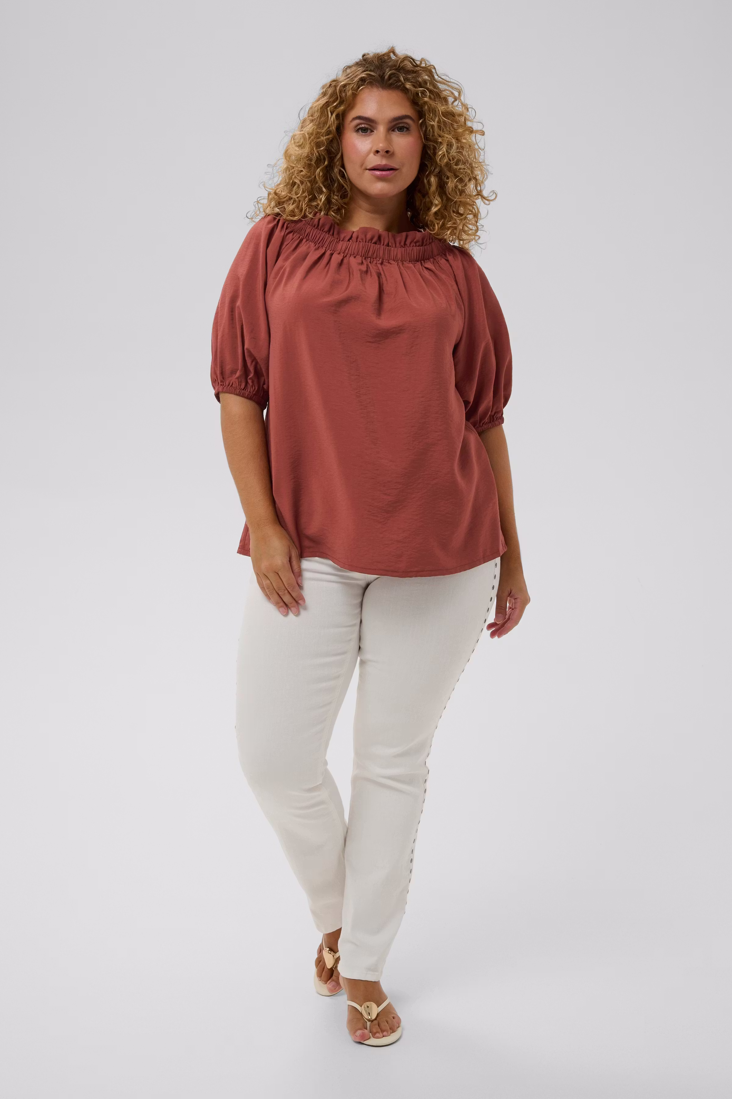 KCneela Bluse LOOKBOOK FRONT 10584167-191334