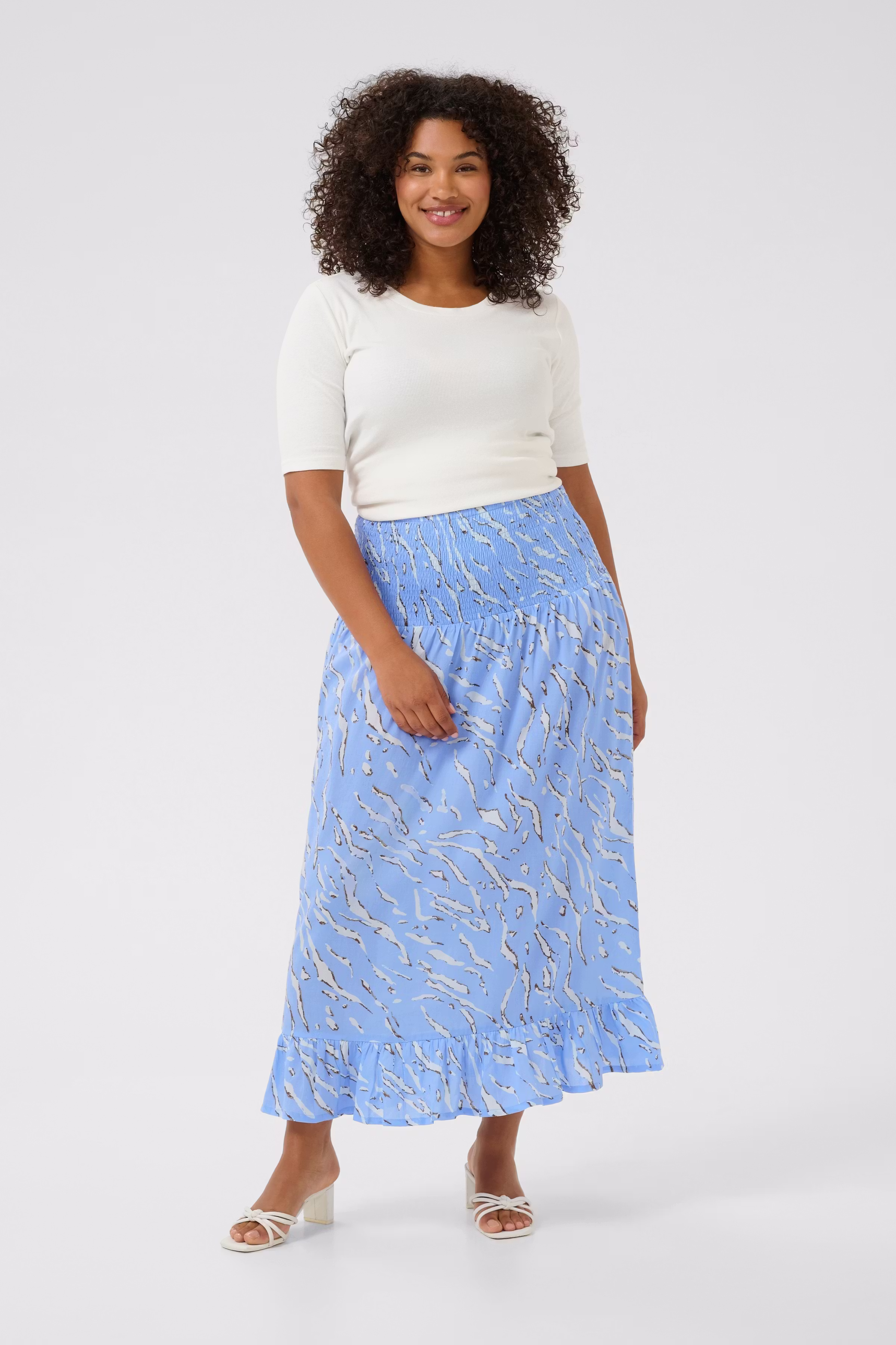 KCbella Skirt LOOKBOOK FRONT 10583471-108551