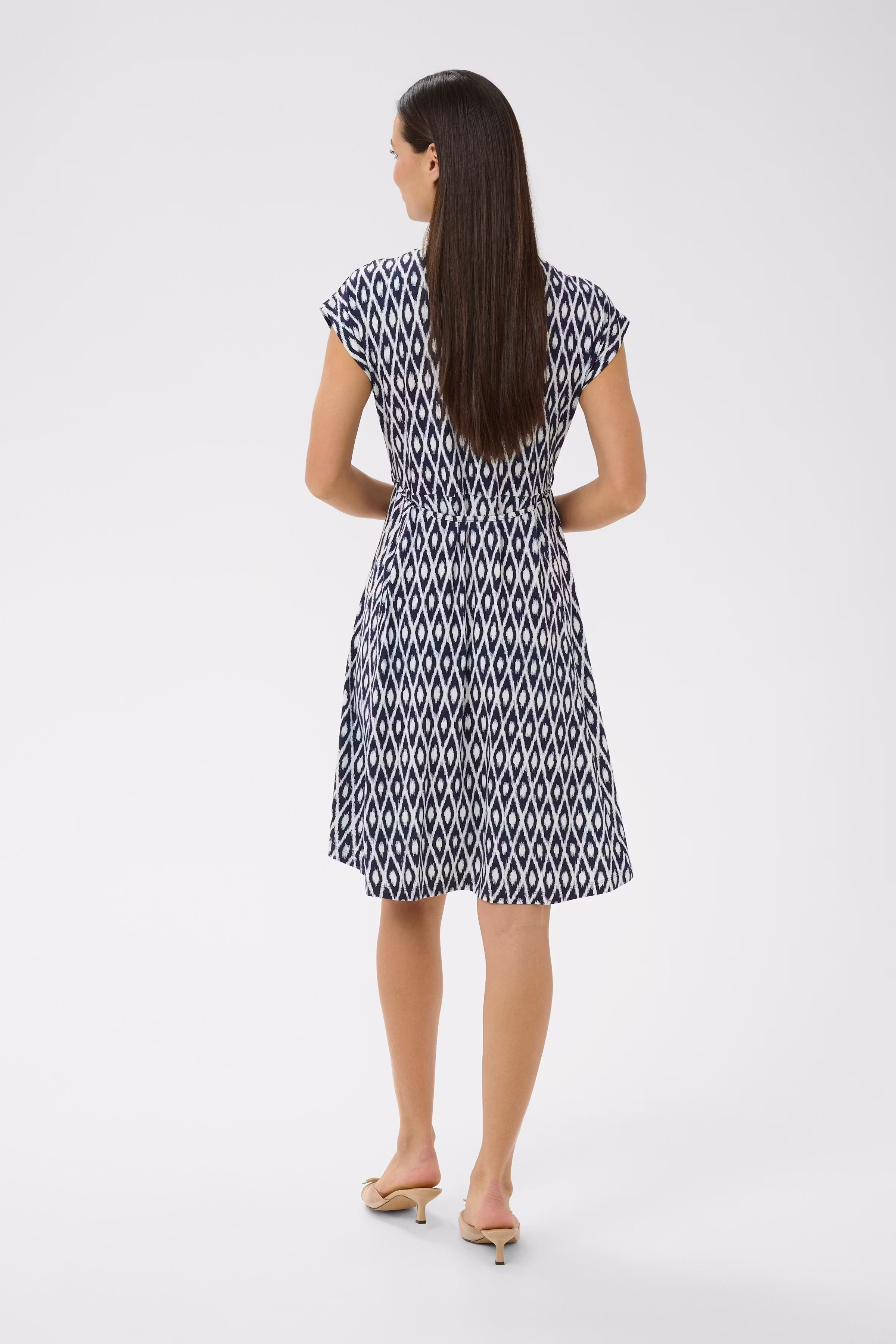 KAbella Dress LOOKBOOK BACK 10508466-109245