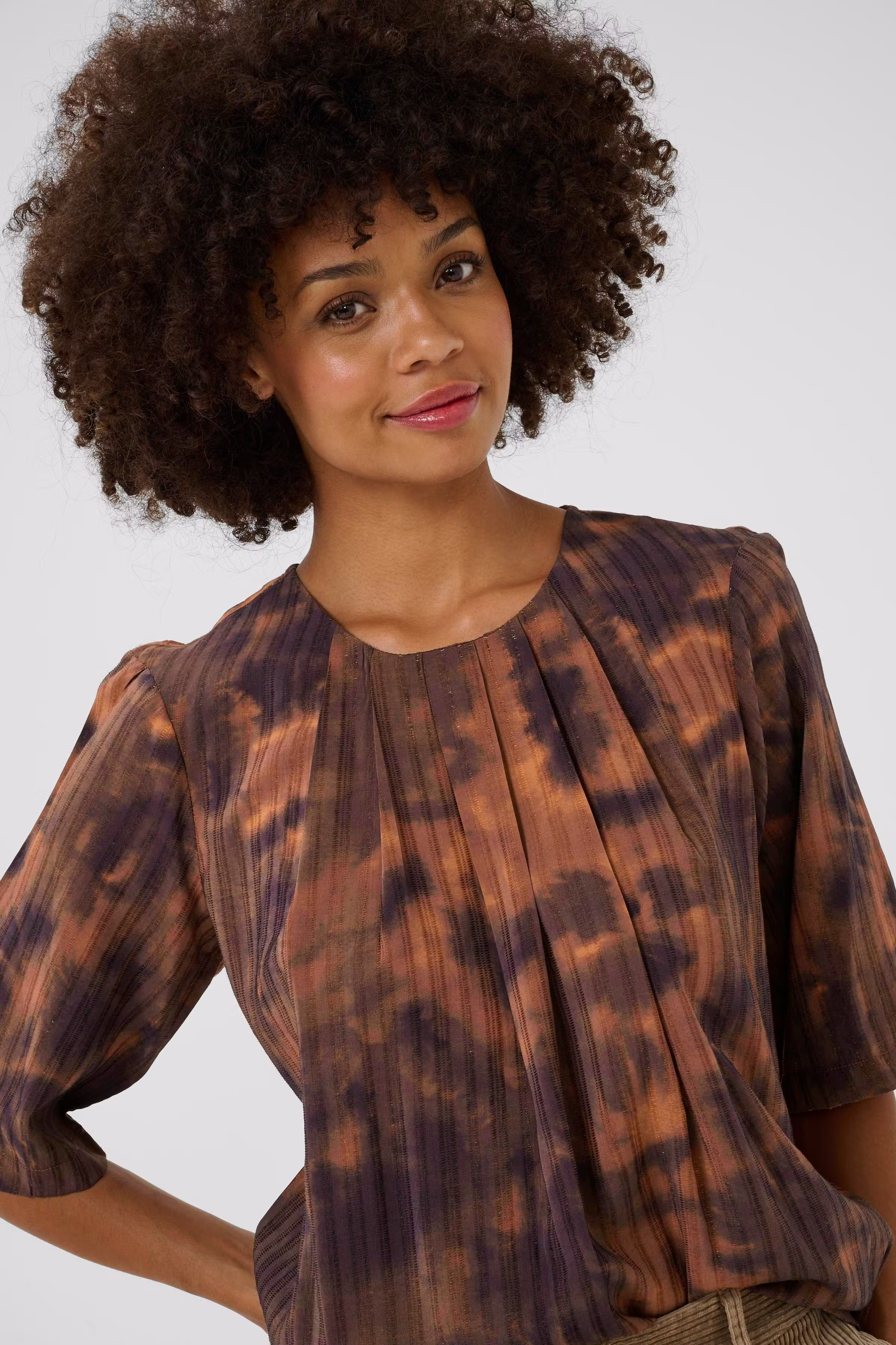 CUjustine Blouse LOOKBOOK DETAIL 50112227-108440