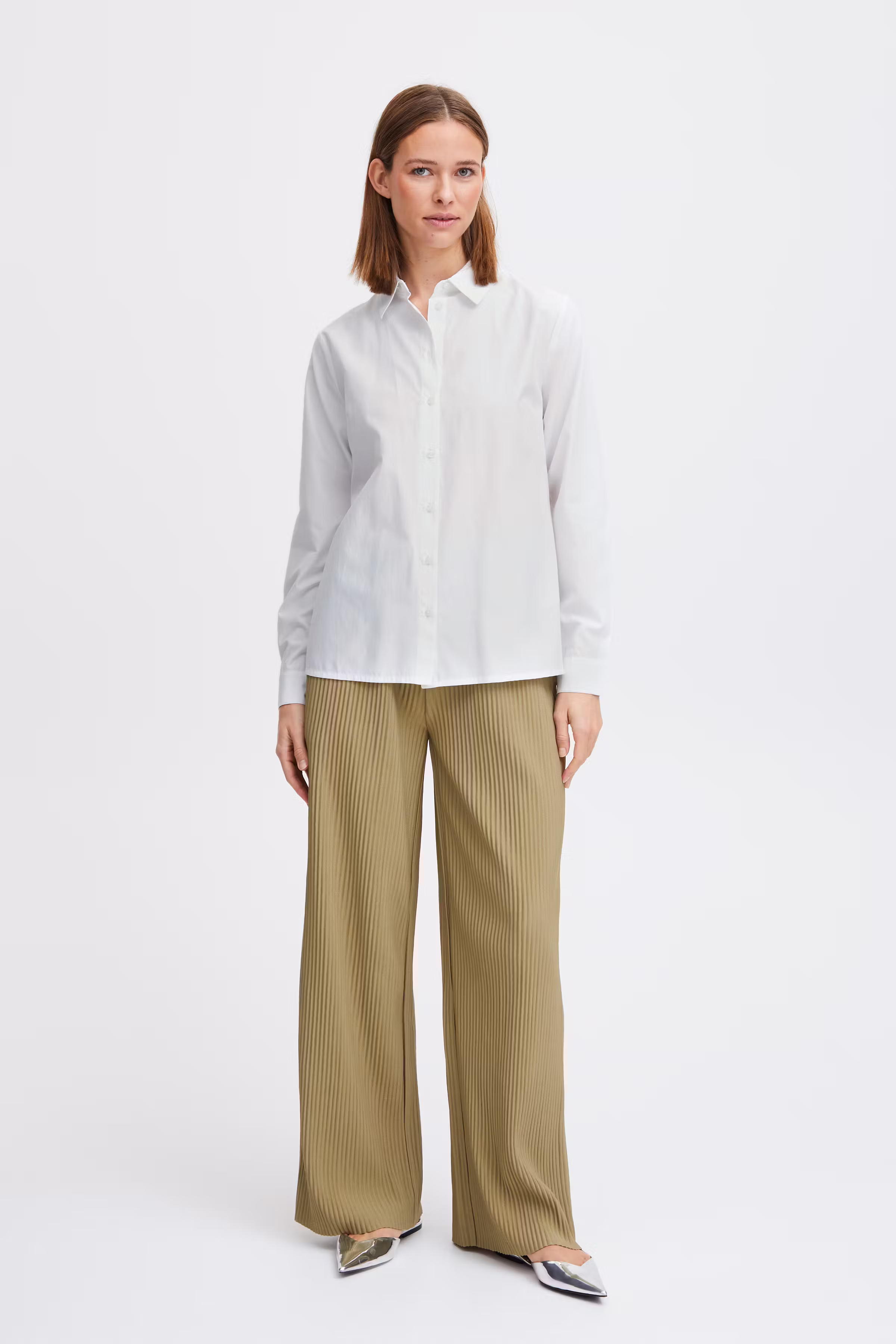 BYHETILA Skjorte LOOKBOOK FRONT 20814341-110601