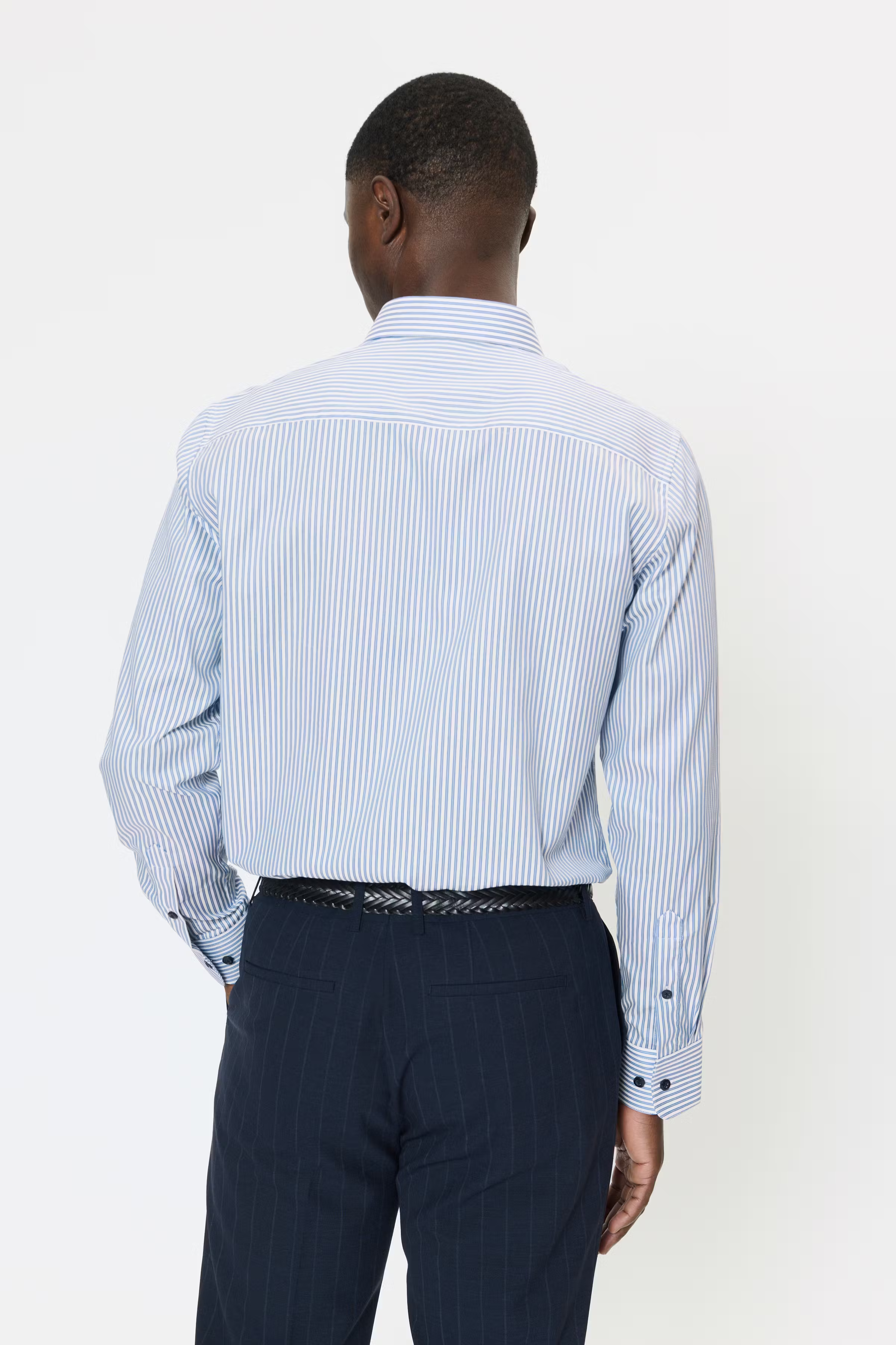 MAmarc Shirt LOOKBOOK BACK 30208889-154030