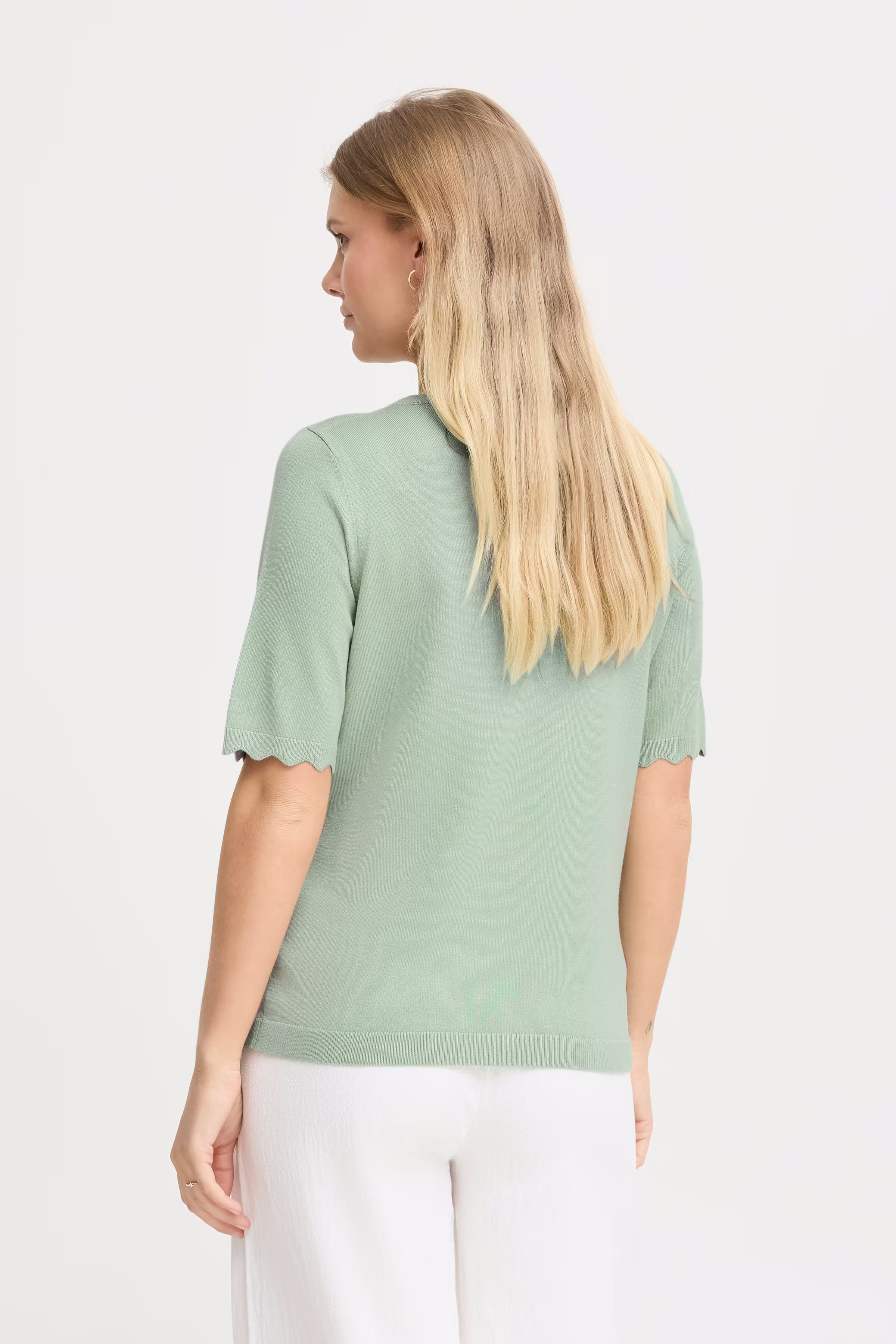 FRCLIA Pullover LOOKBOOK BACK 20614081-165808