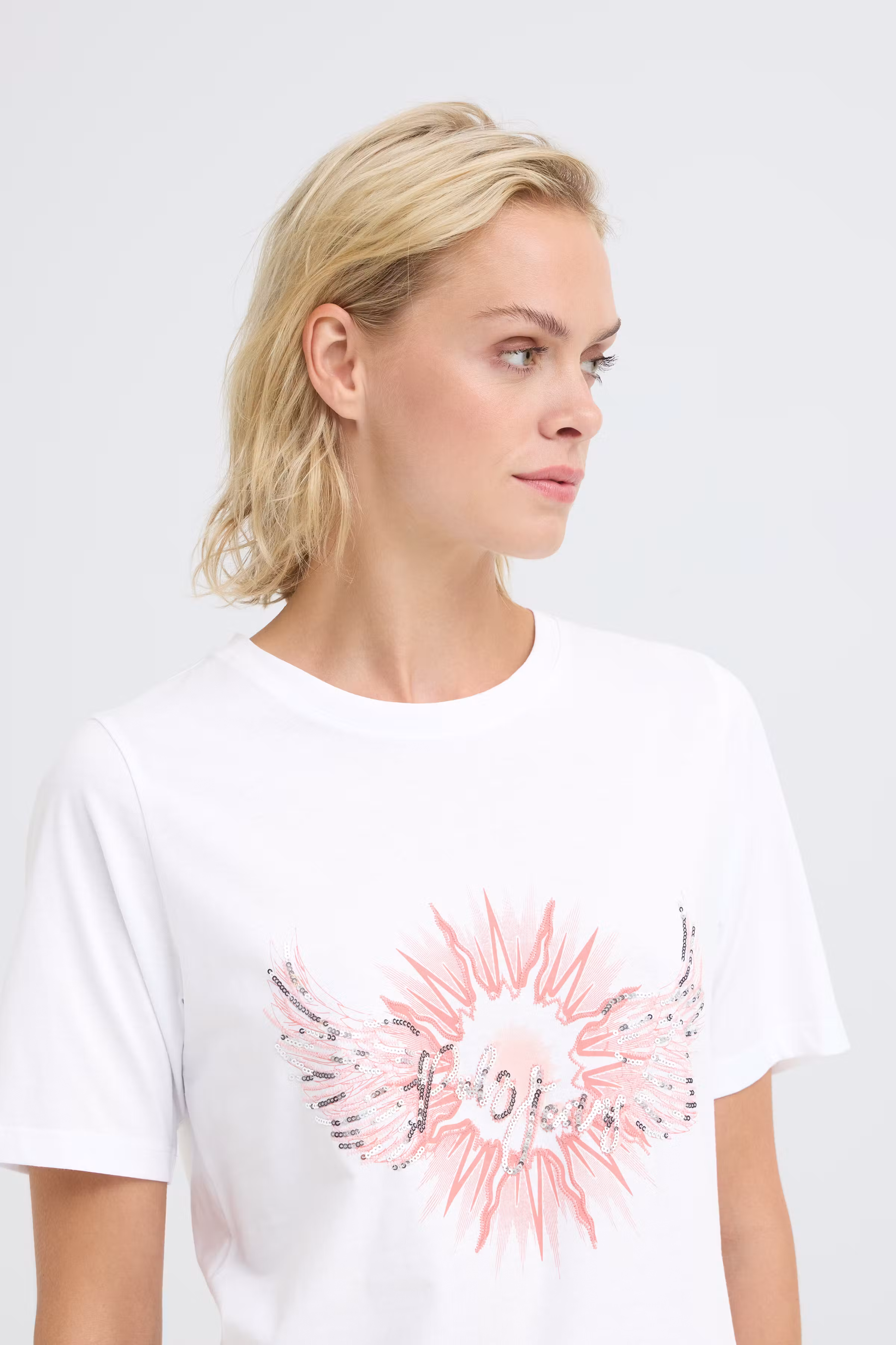 PZBETHANY T-shirt LOOKBOOK DETAIL 50210419-110601