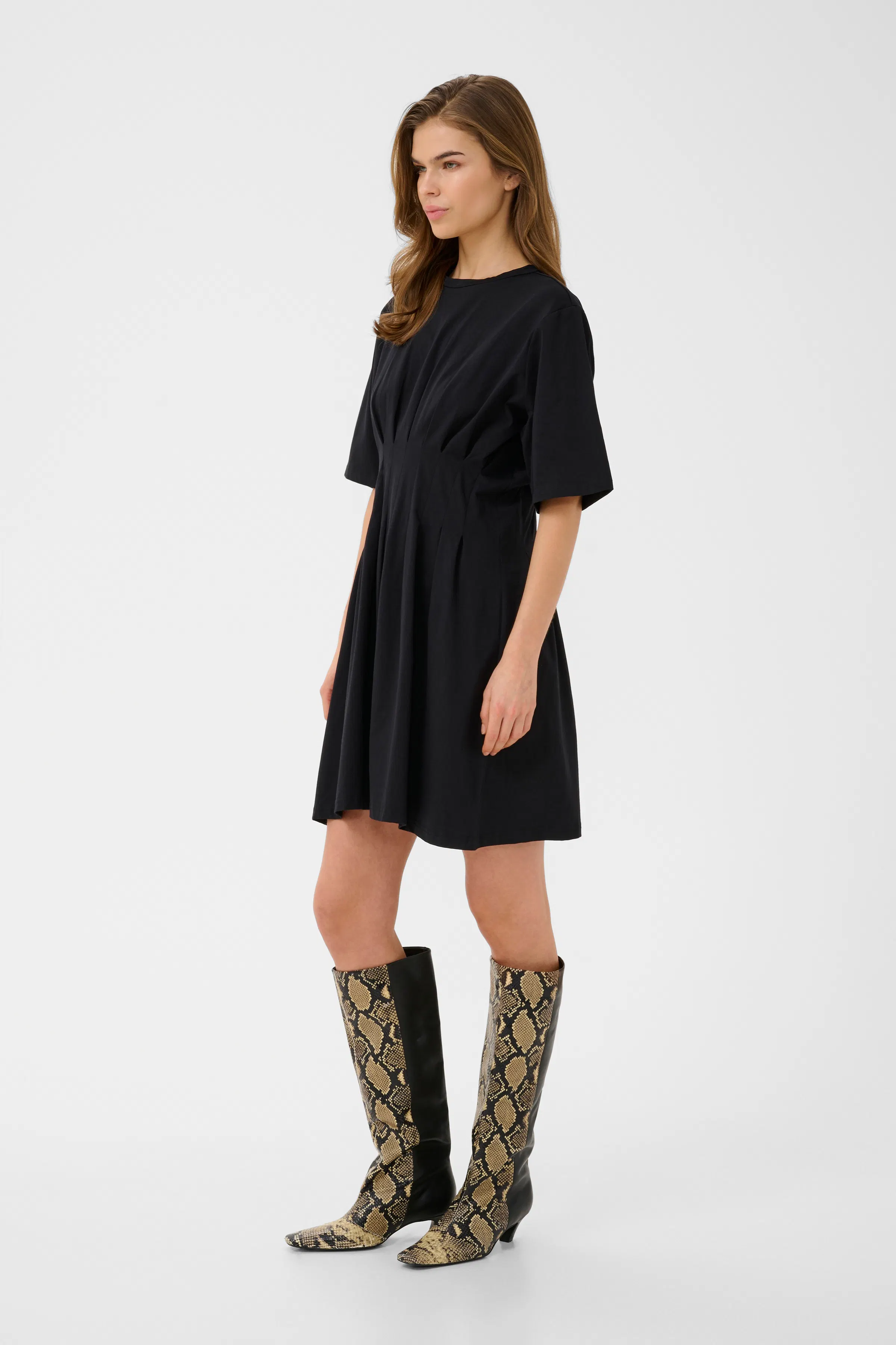 GZinez Kjole LOOKBOOK FRONT 10911234-100017