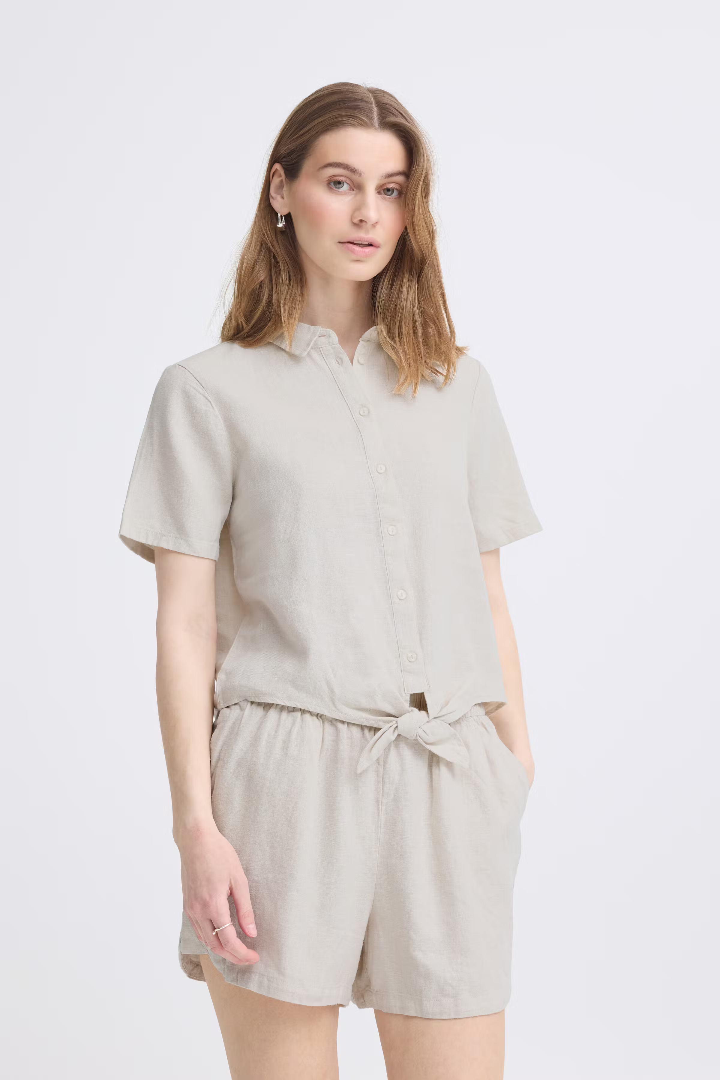 Kortermet skjorte LOOKBOOK FRONT 20122921-204424