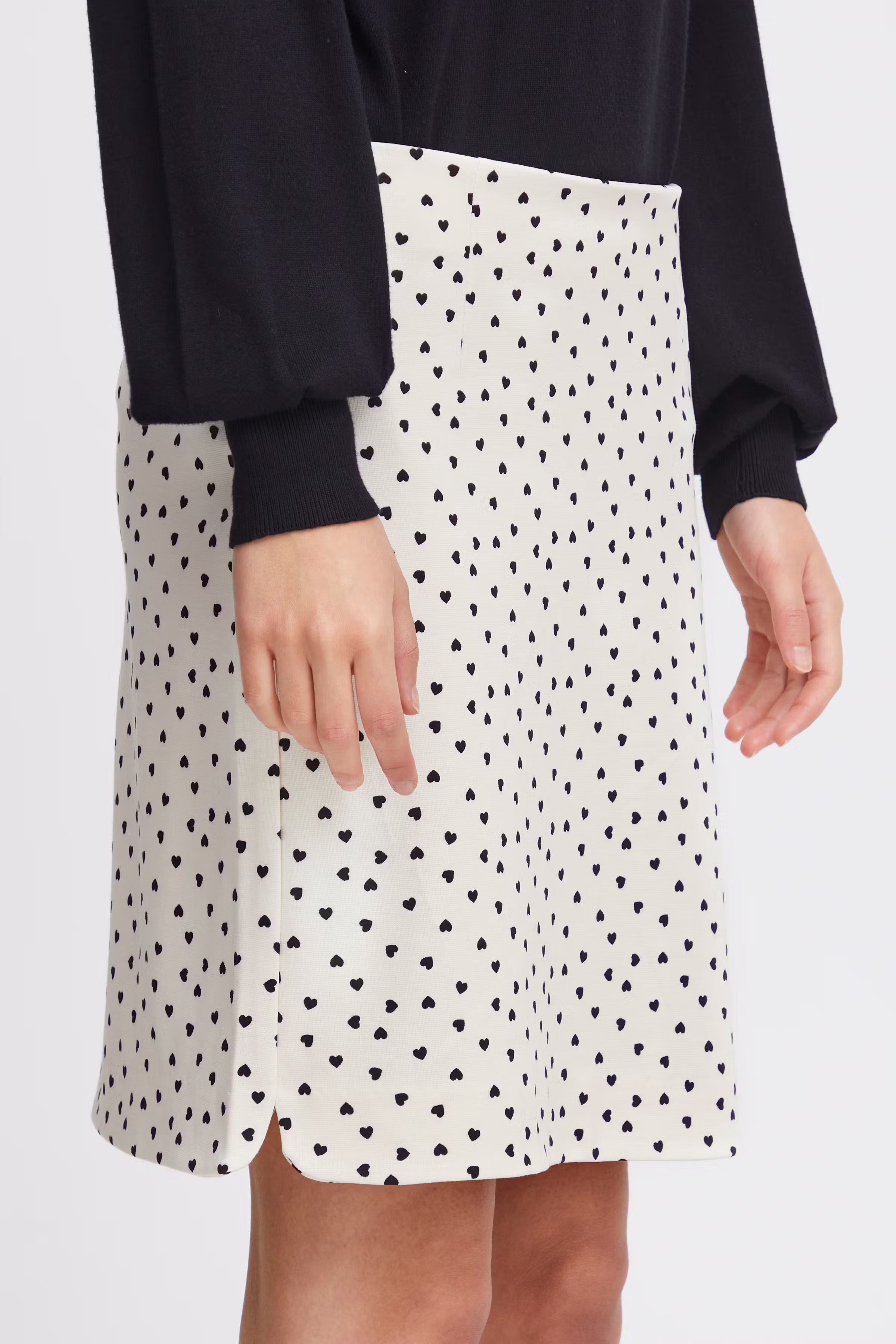 IHKATE Skirt LOOKBOOK DETAIL 20120505-202741